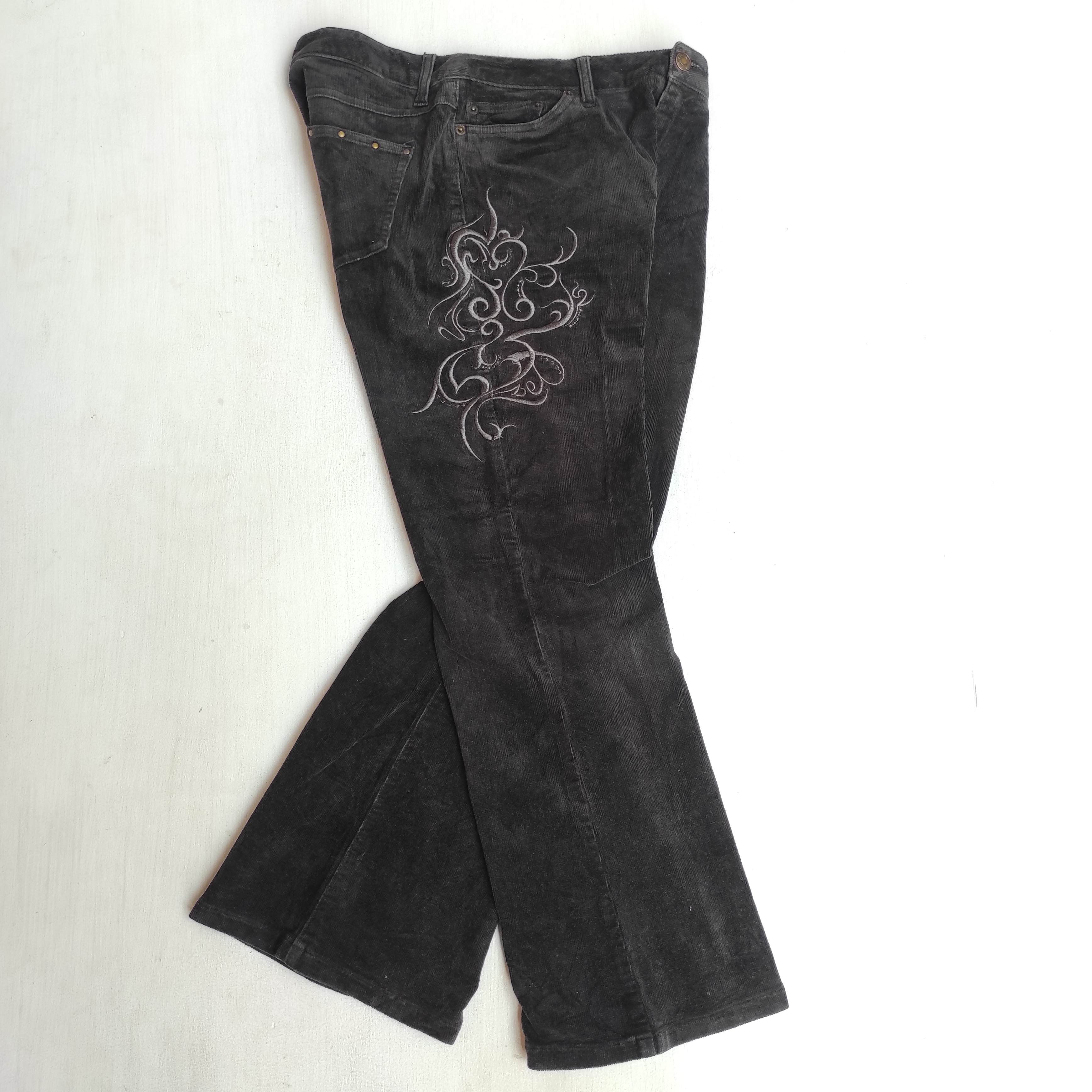 Hysteric Glamour Flare Pants Embroidered low rise bootcut corduroy Size US 30 / EU 46 - 3 Thumbnail