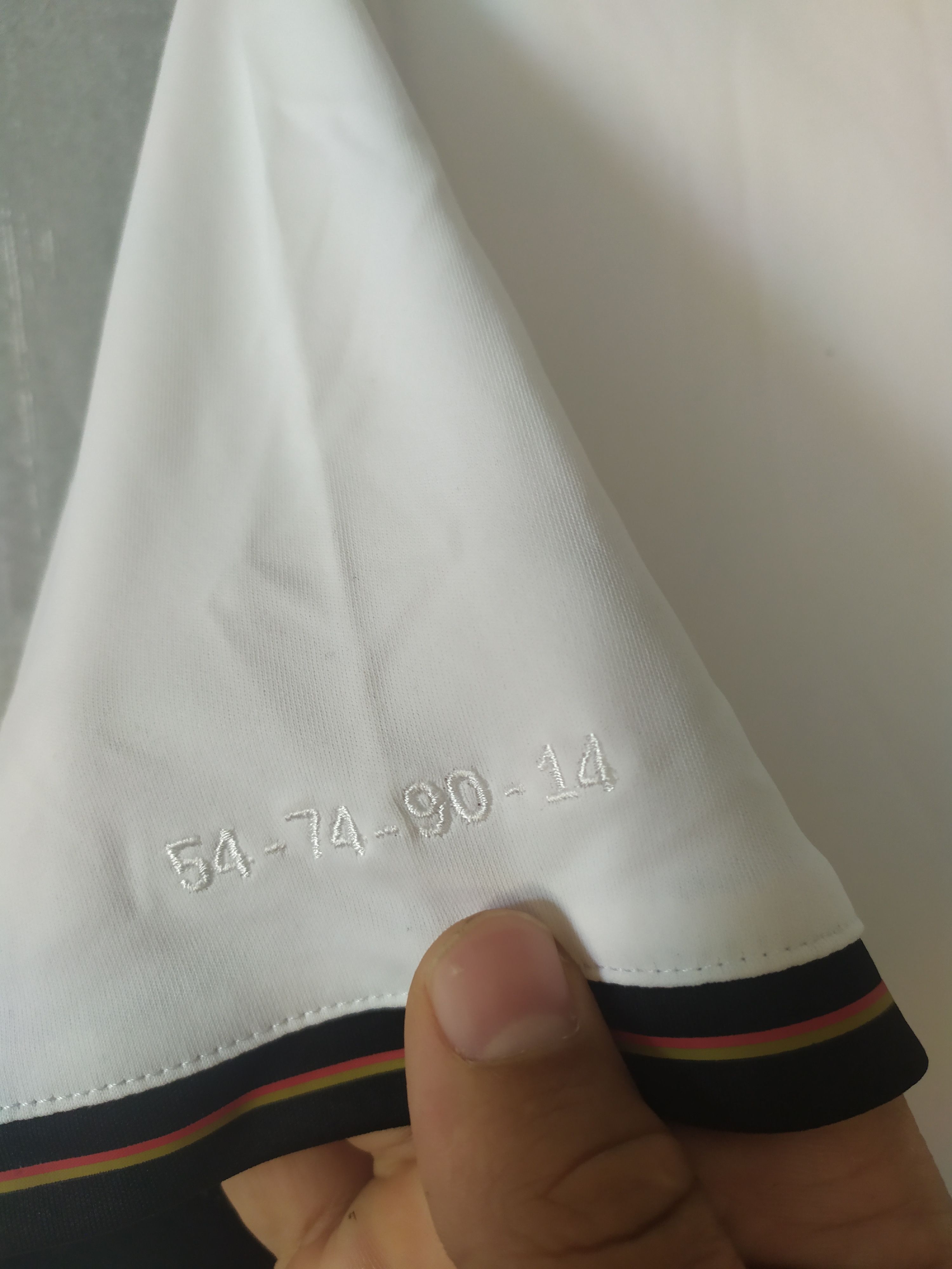 Adidas 2016- 2017 Germany Football Adidas Home Soccer Jersey Size US M / EU 48-50 / 2 - 8 Thumbnail