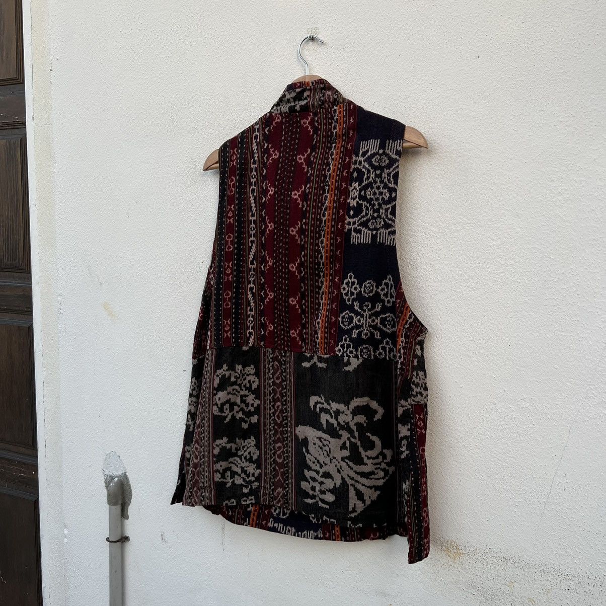 Japanese Brand VINTA MULTI COLOUR VEST NAVAJO DESIGN JAPAN Size US M / EU 48-50 / 2 - 8 Thumbnail