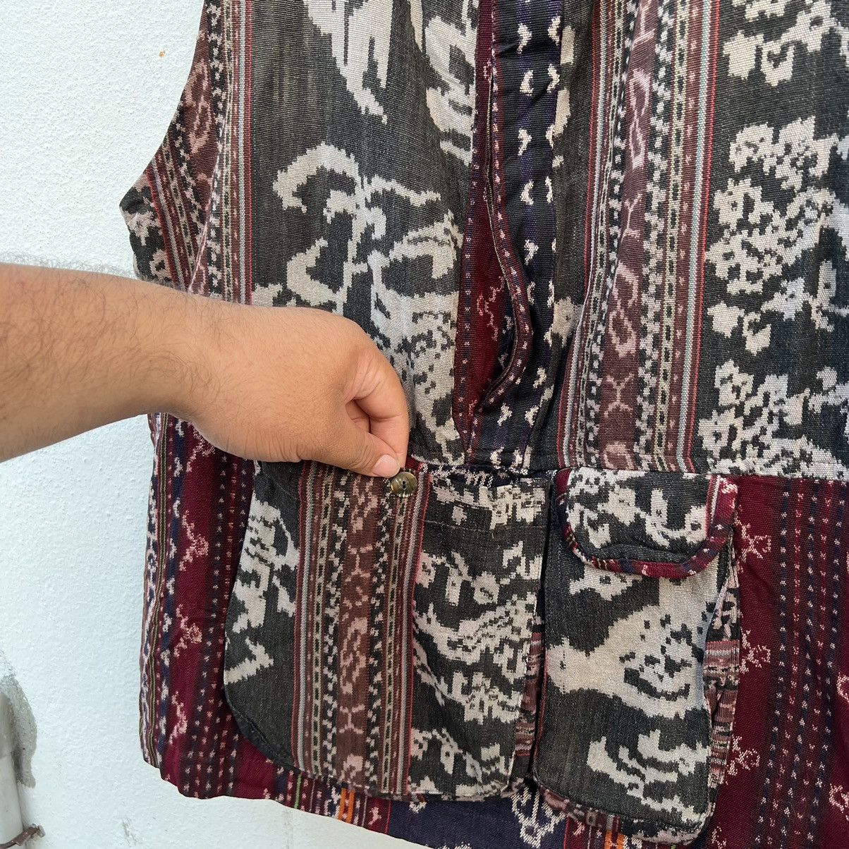 Japanese Brand VINTA MULTI COLOUR VEST NAVAJO DESIGN JAPAN Size US M / EU 48-50 / 2 - 5 Thumbnail