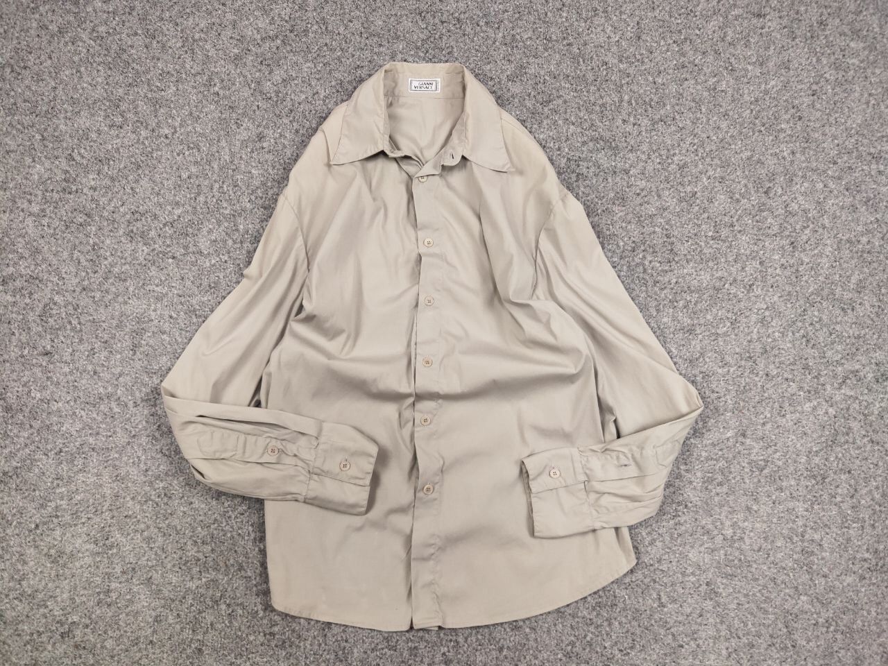 Other Vintage 90's Gianni Versace Light Classic Buttons Shirt Size US S / EU 44-46 / 1 - 13 Thumbnail