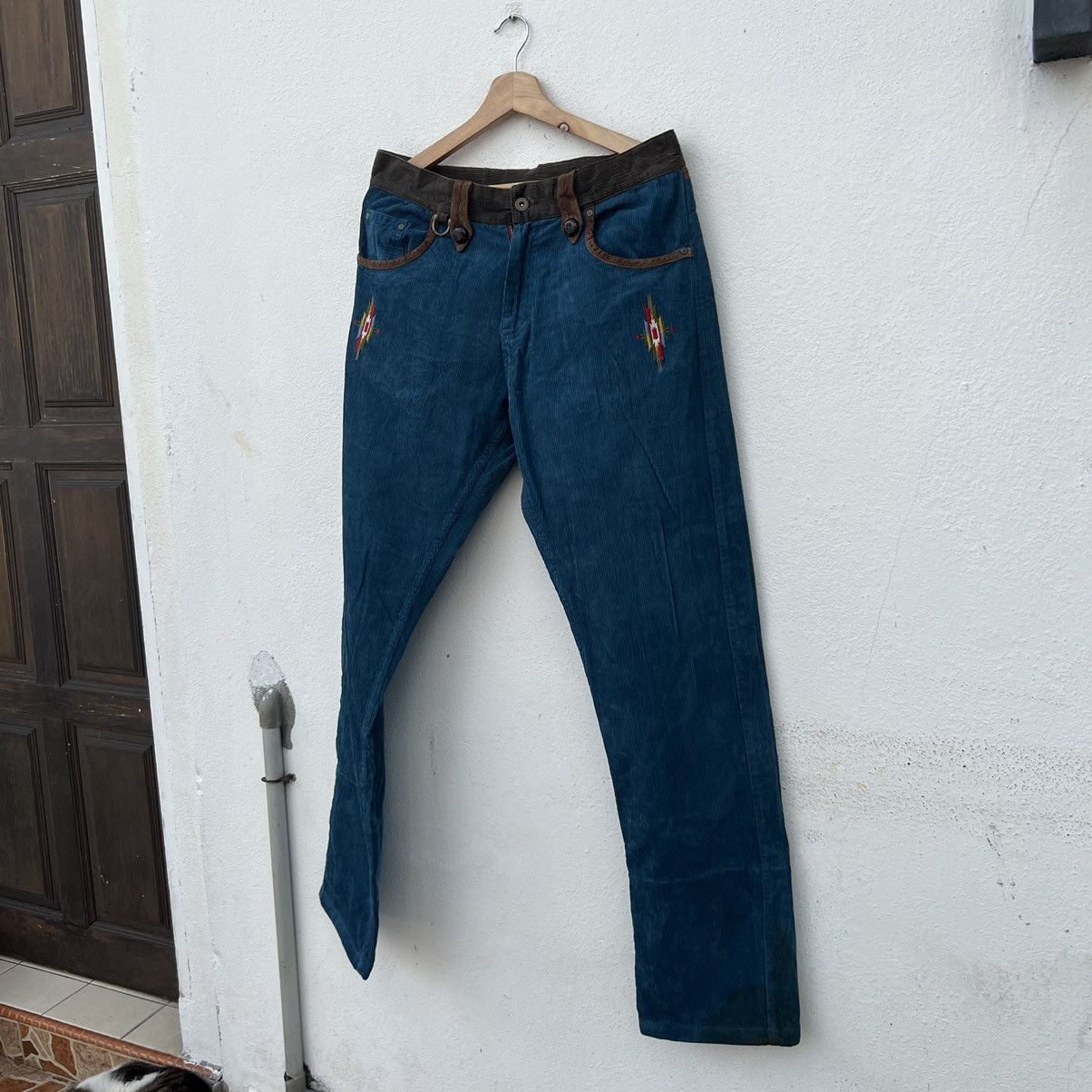 Japanese Brand JAPANESE BRAND SHAPE PANTS RARE INSPIRED BY KAPITAL JAPAN Size US 33 - 2 Thumbnail