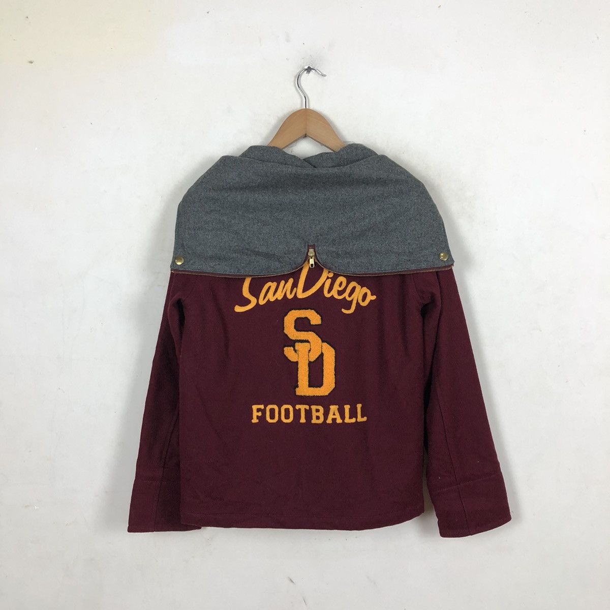 LOWRYS FARM SAN DIEGO FOOTBALL BIG LOG VARSITY JACKET Size US L / EU 52-54 / 3 - 9 Thumbnail