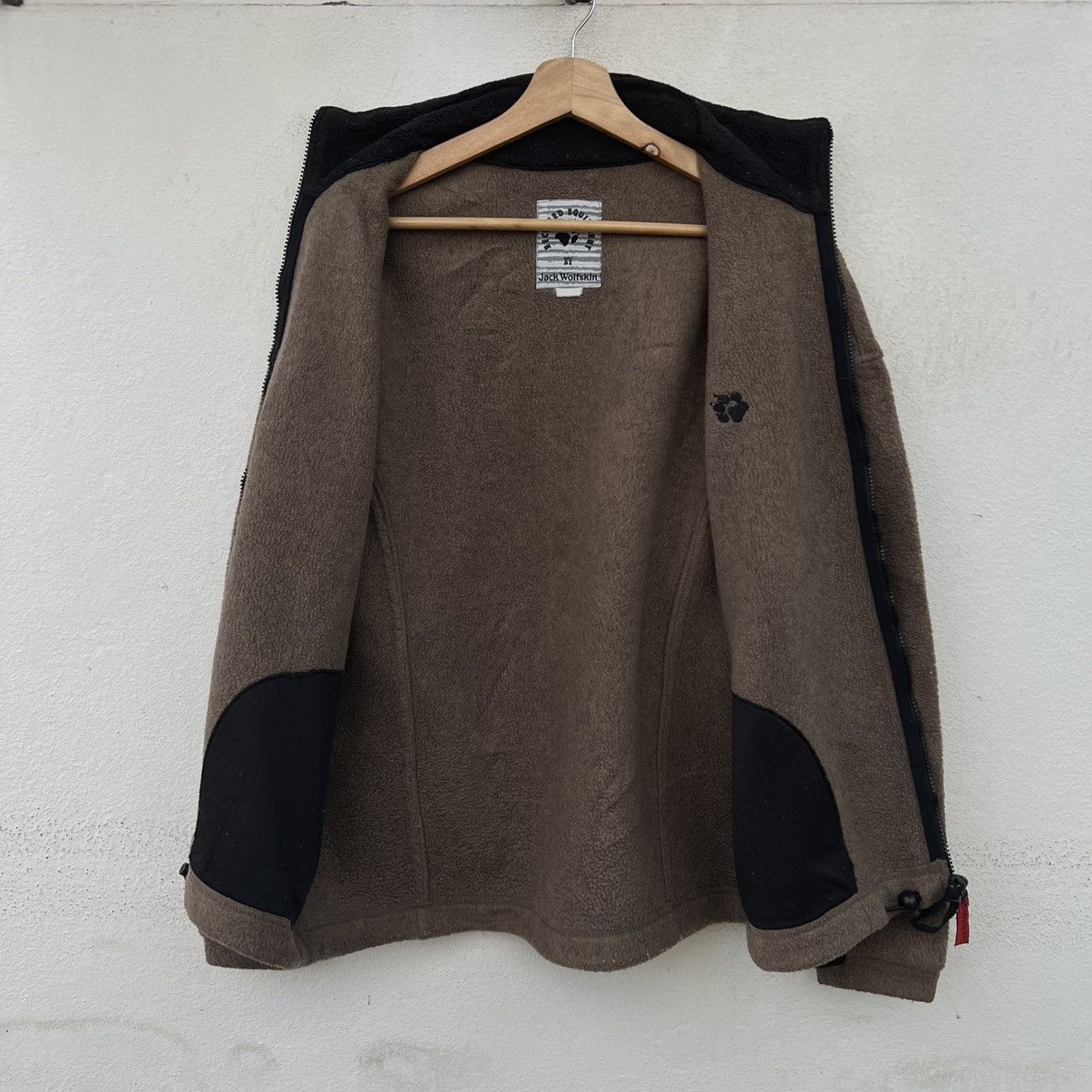 Japanese Brand VINTAGE JACK WOLFSKIN BY RECYCLED EQUIPMENT FLEECE JACKET Size US L / EU 52-54 / 3 - 7 Thumbnail