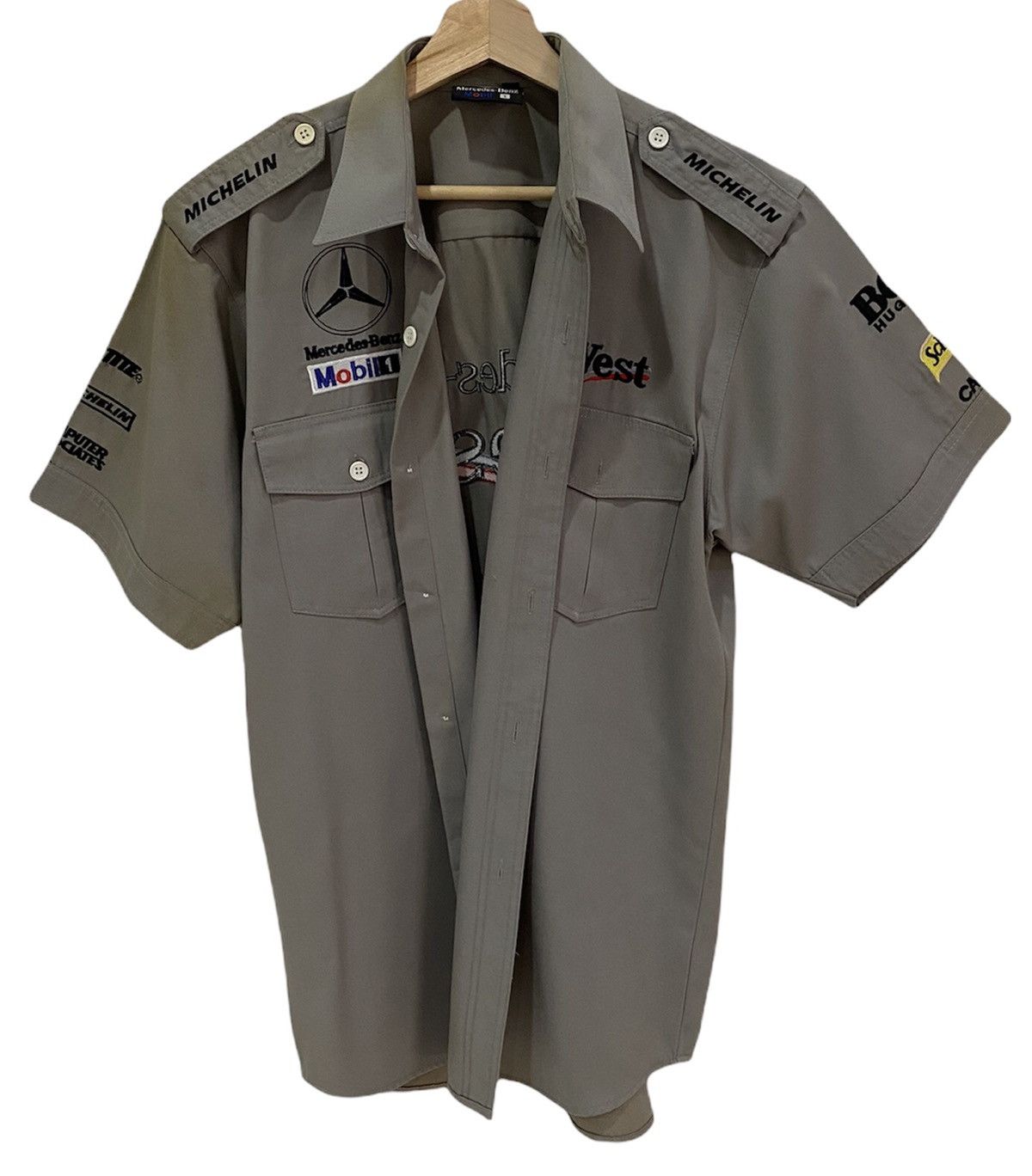 Mercedes-Benz VINTAGE MERCEDES-BENZ MOBIL 1 RACING HUGO BOSS BUTTON SHIRT Size US M / EU 48-50 / 2 - 3 Thumbnail