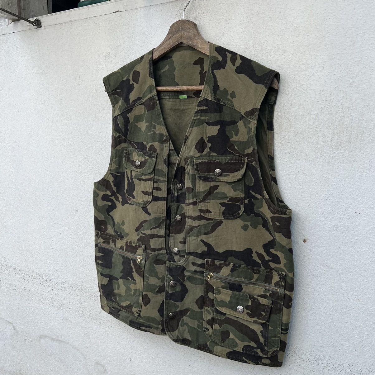 Japanese Brand VINTAGE UTILITY VEST CAMO MULTI POCKET MILITARY COLLECTION Size US L / EU 52-54 / 3 - 2 Thumbnail
