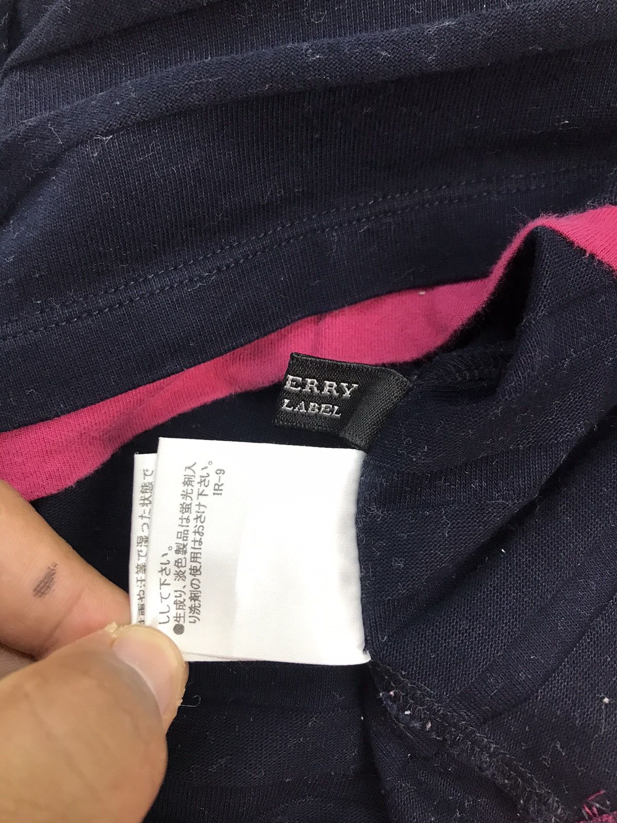 Burberry Burberry Black label long sleeve tshirt Size US S / EU 44-46 / 1 - 19 Thumbnail