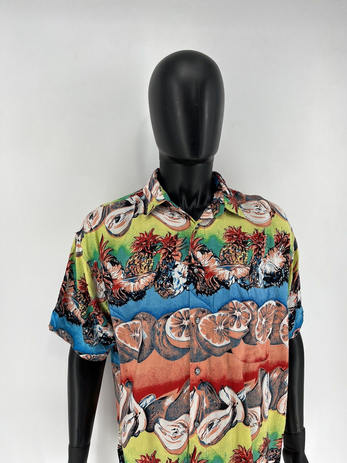 Vintage Vintage crazy shirts Hawaiian size M Size US M / EU 48-50 / 2 - 4 Thumbnail
