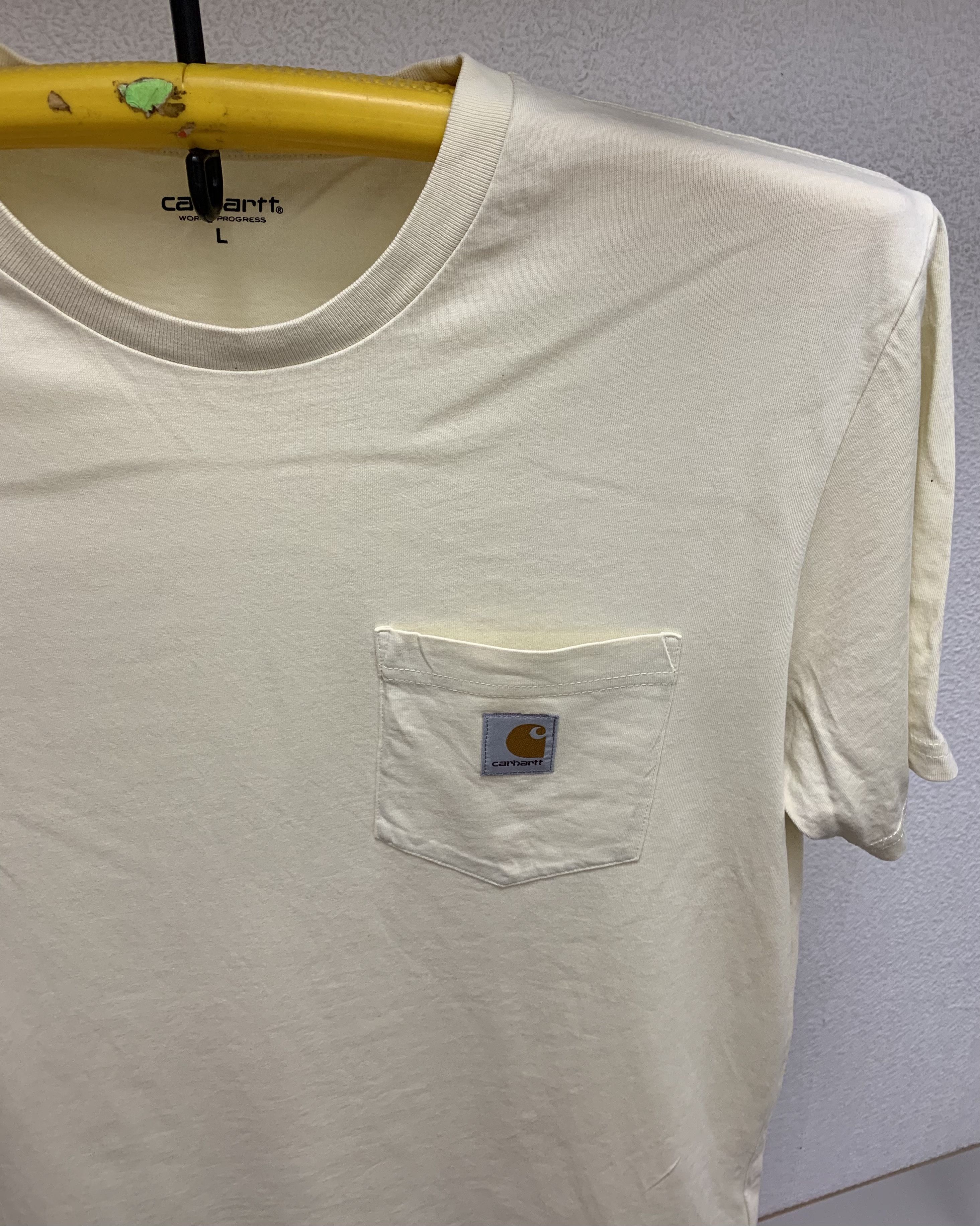 Carhartt Carhartt vintage t-shirt L size yellow Size US L / EU 52-54 / 3 - 2 Thumbnail