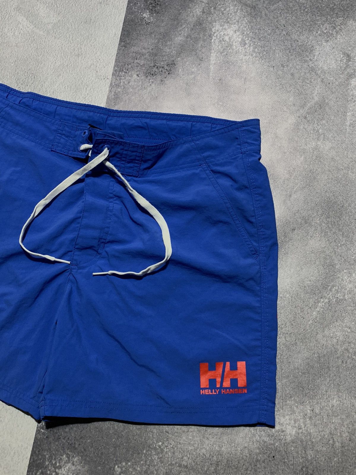 Helly Hansen × Vintage Vintage Y2K Helly Hansen shorts streetwear casual size M Size US 32 / EU 48 - 2 Thumbnail