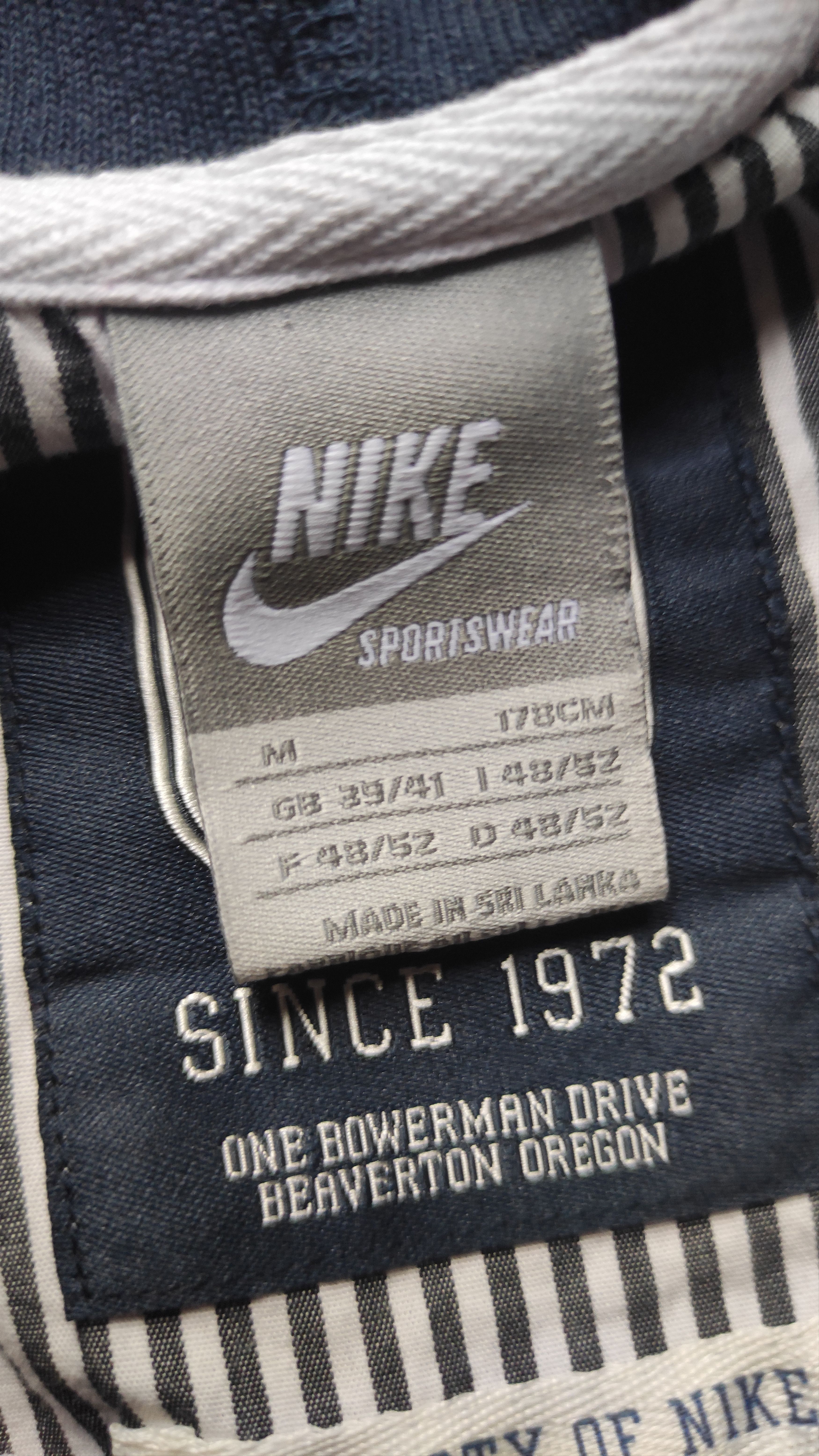 Nike NIKE vintage 00s eugene oregon usa hoodie Size US M / EU 48-50 / 2 - 7 Thumbnail
