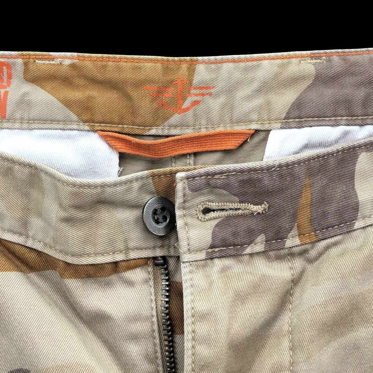 Dockers Dockers Alpha Khakis Desert Camo Pants Size US 32 / EU 48 - 7 Thumbnail