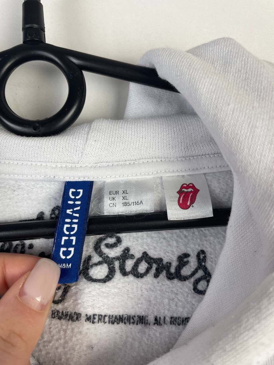 Vintage The Rolling Stones vintage hoodie size Xl Size US XL / EU 56 / 4 - 6 Thumbnail