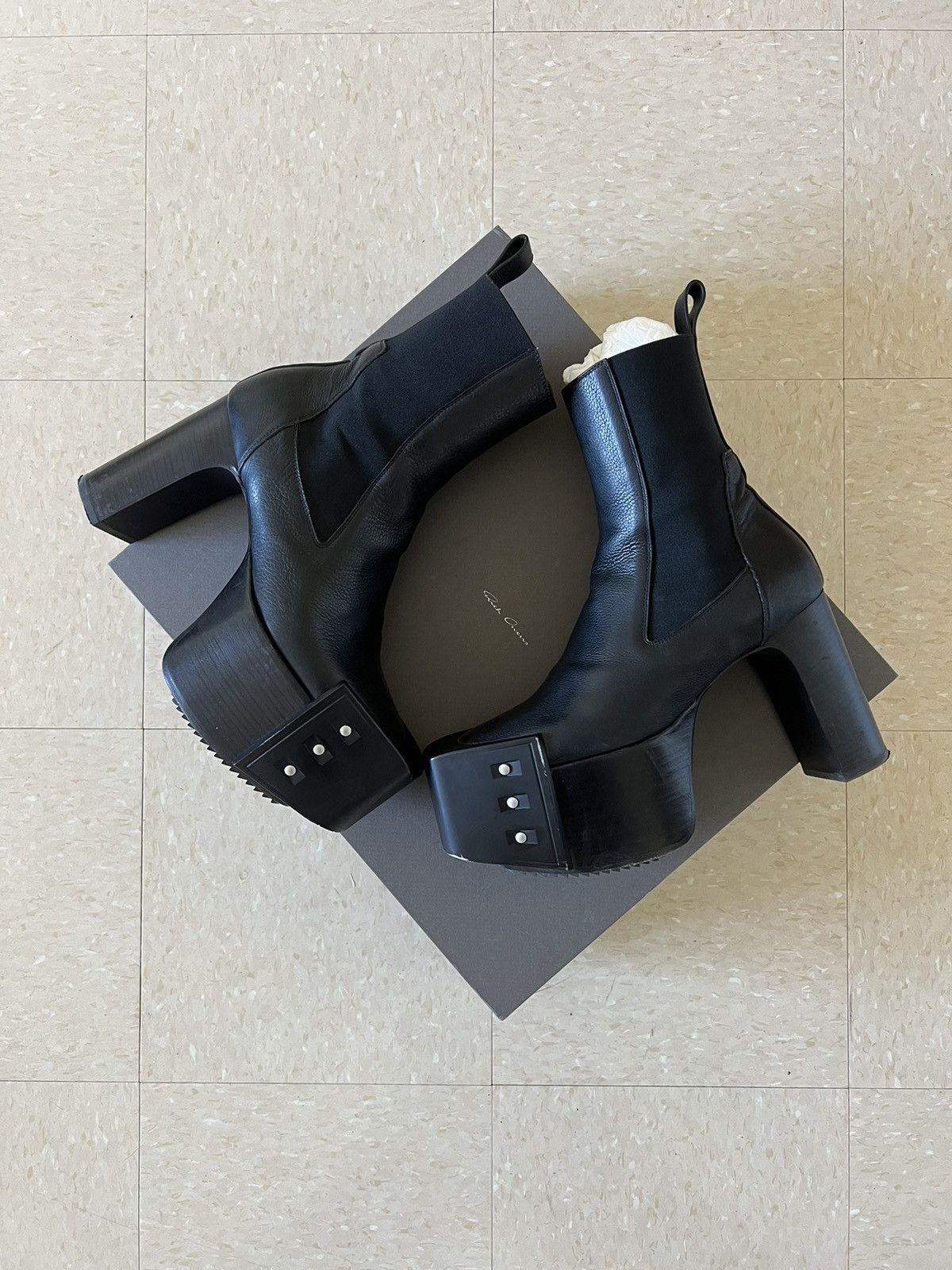 image of Rick Owens Black Bevel Kiss Boots, Men's (Size 9)