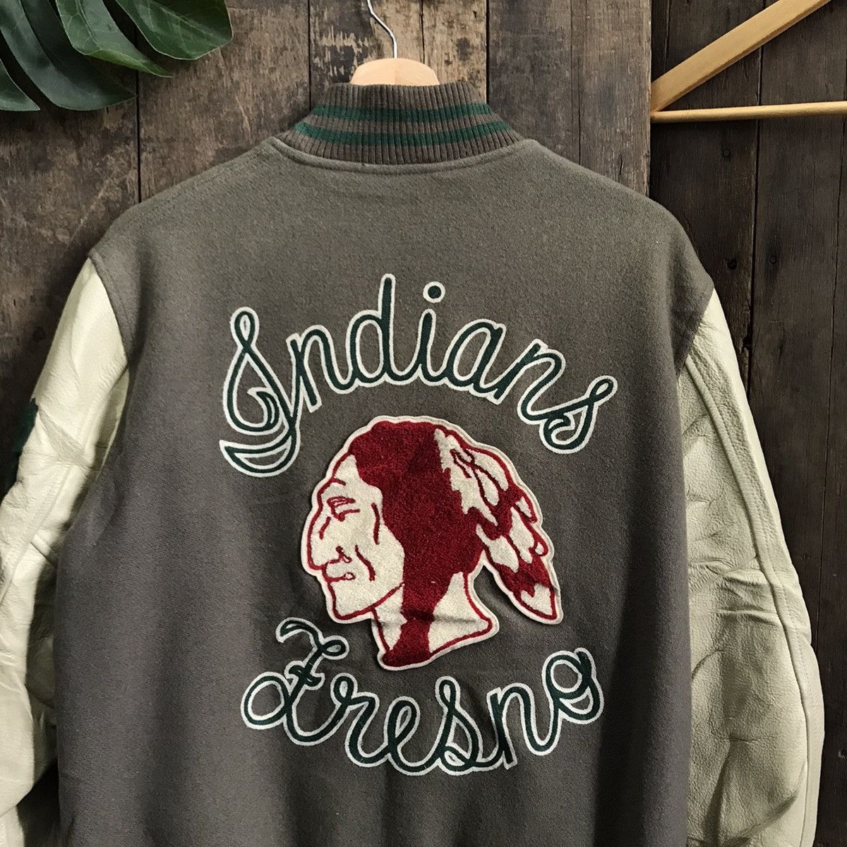 Vintage Vintage Red Indians Fresno Varsity Jacket Size US M / EU 48-50 / 2 - 2 Thumbnail