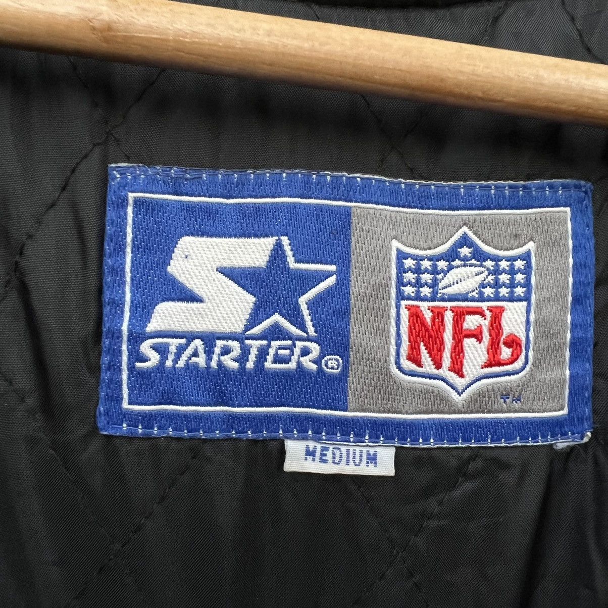 Leather VINTAGE VARSITY JACKET LEATHER HANDLING RAIDERS BIG LOGO Size US M / EU 48-50 / 2 - 14 Thumbnail