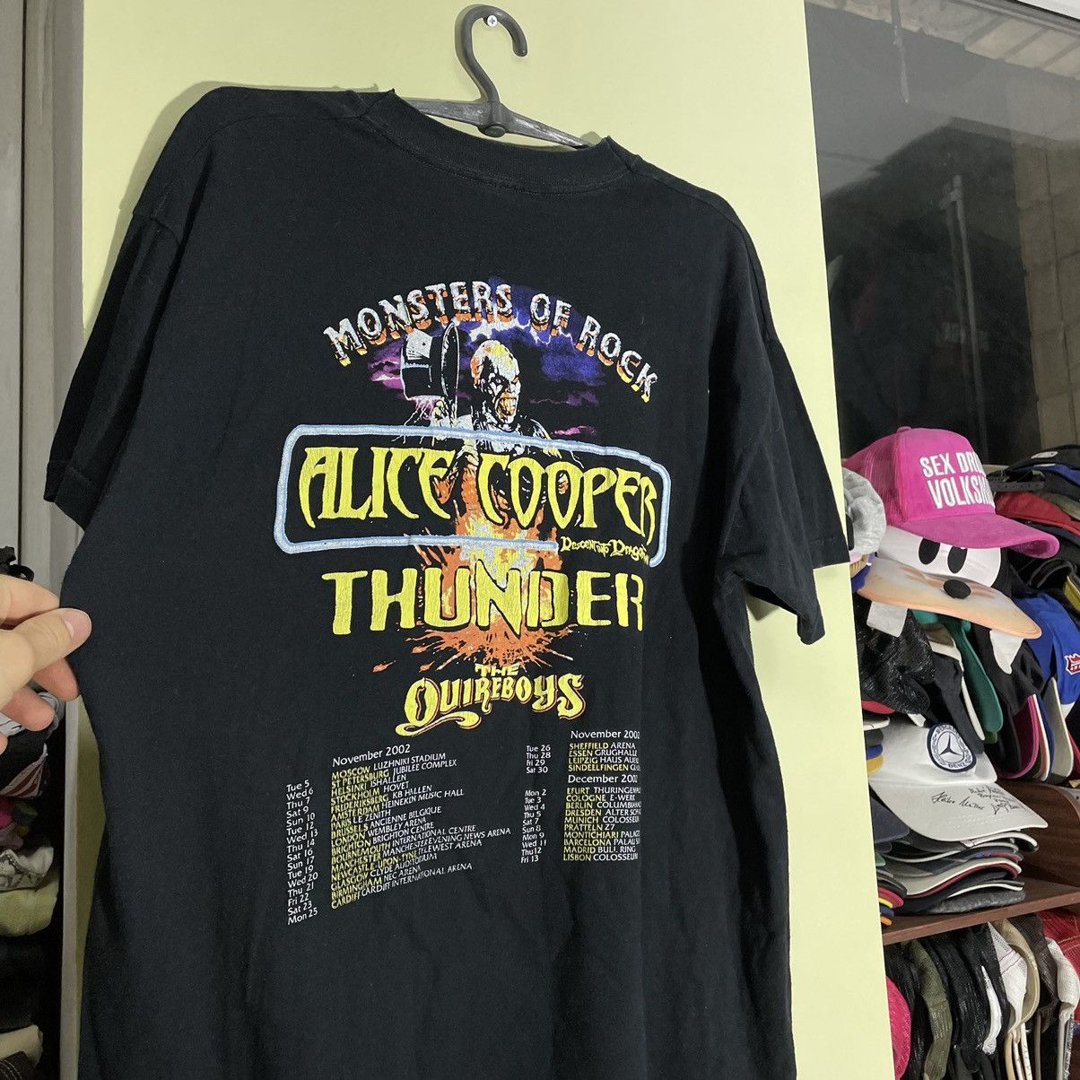 Vintage Vintage 90s Alice Cooper Band Tee Graphic Punk Grunge XL Size US XL / EU 56 / 4 - 1 Thumbnail