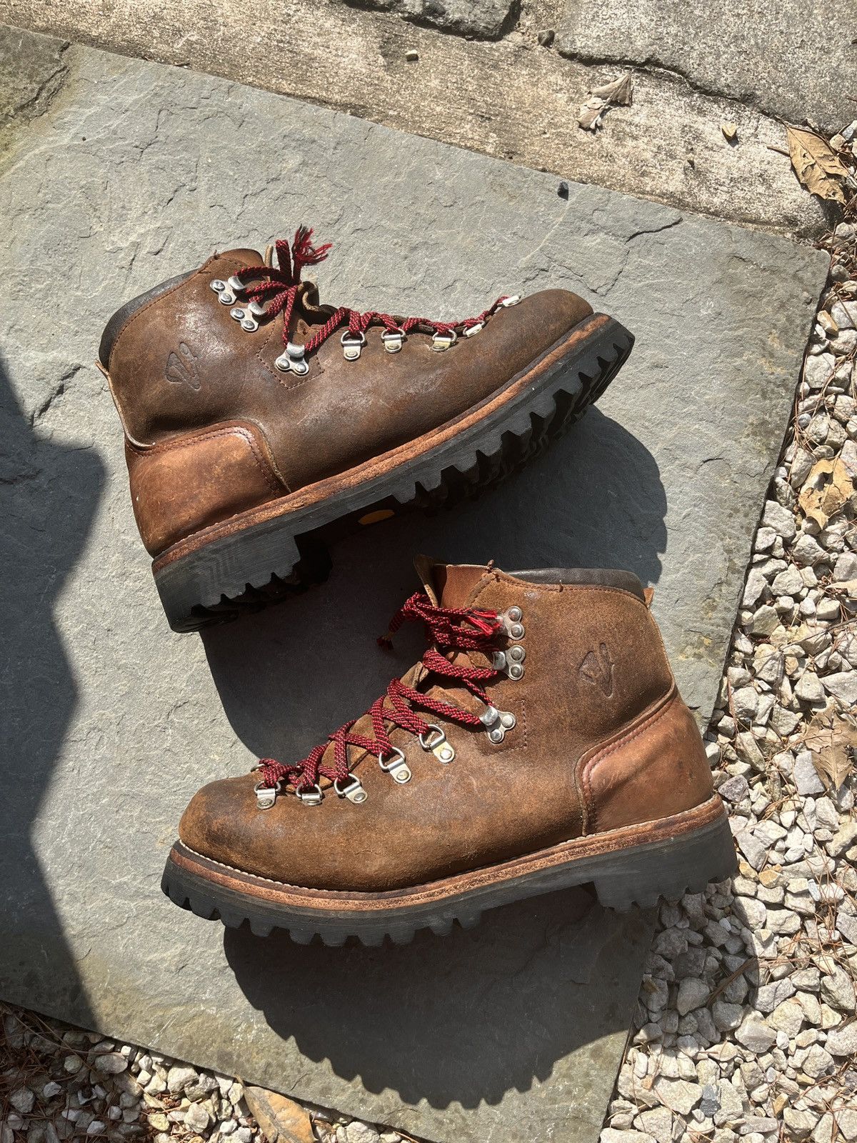 vasque vintage hiking boots