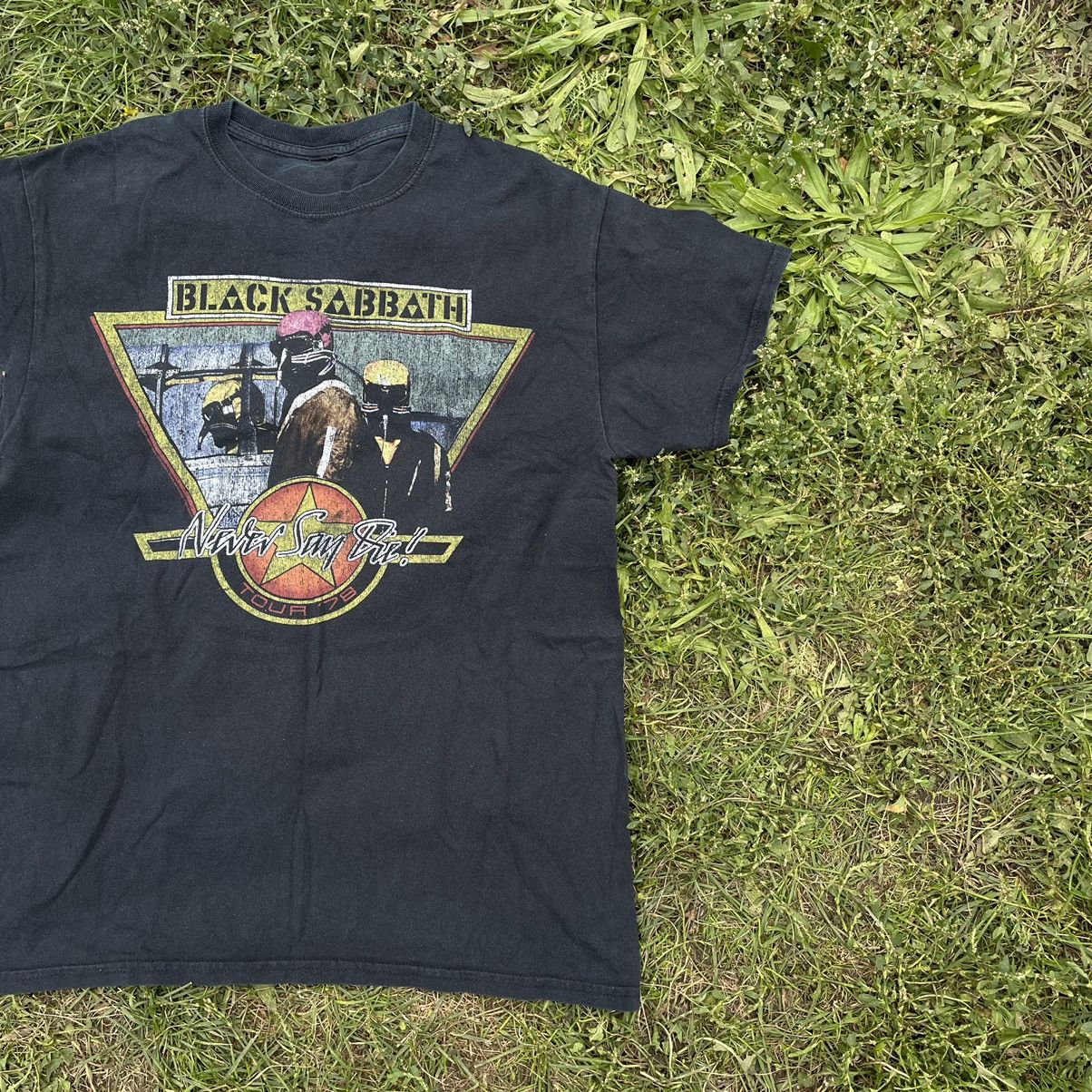Band Tees Vintage Y2K Black Sabbath Faded Horror Band Print Buymypiece Size US S / EU 44-46 / 1 - 2 Thumbnail
