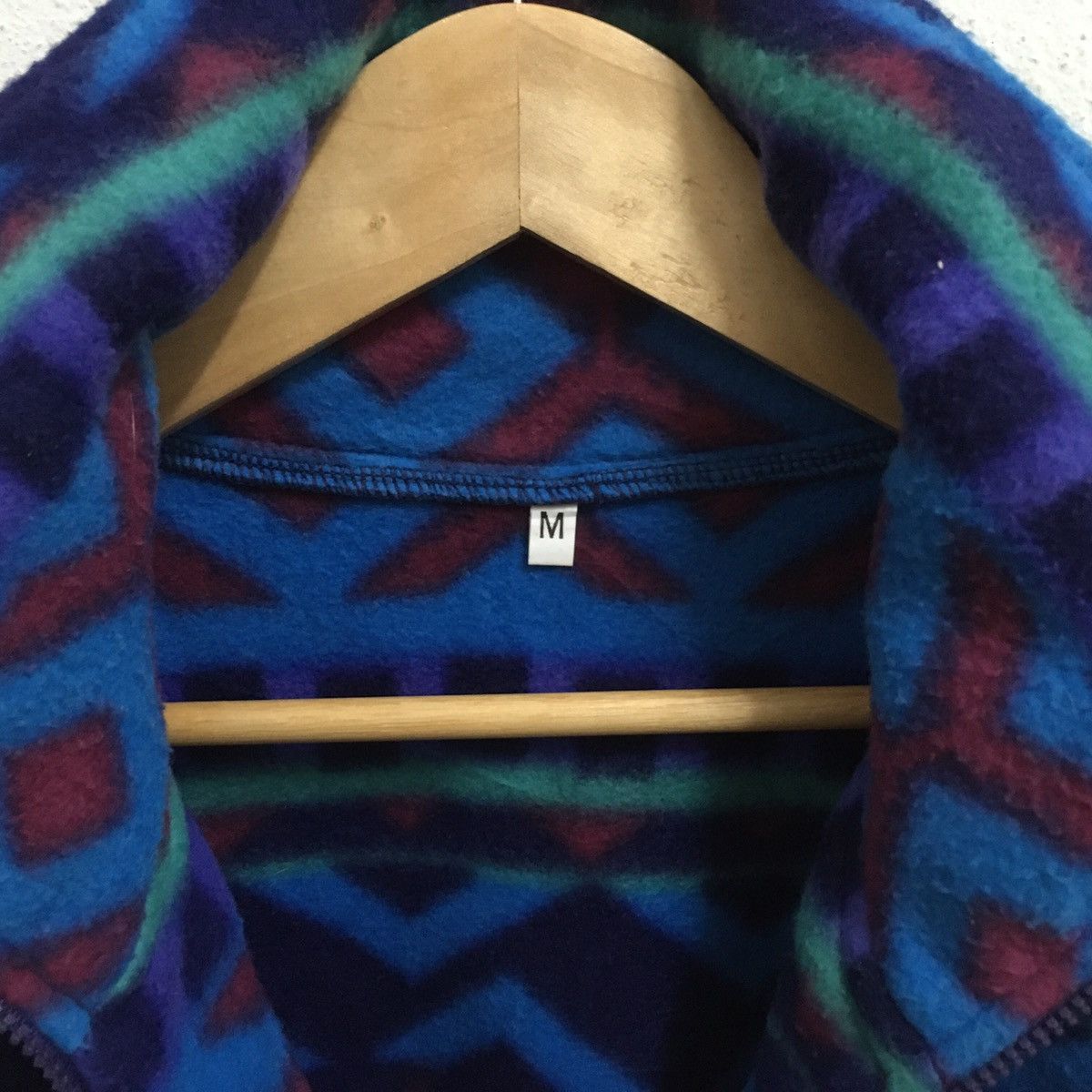 Vintage VINTAGE FLEECE NAVAJO DESIGN PULLOVER JUMPER Size US M / EU 48-50 / 2 - 4 Thumbnail