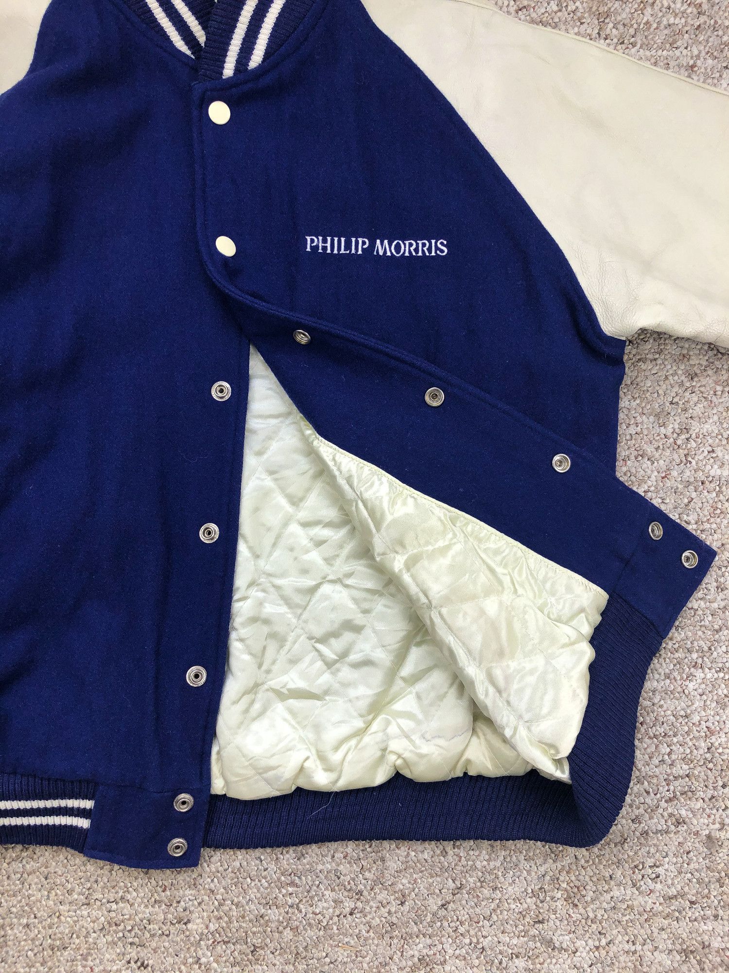 Other Vintage 90s Navy Varsity Jacket Size US M / EU 48-50 / 2 - 11 Thumbnail