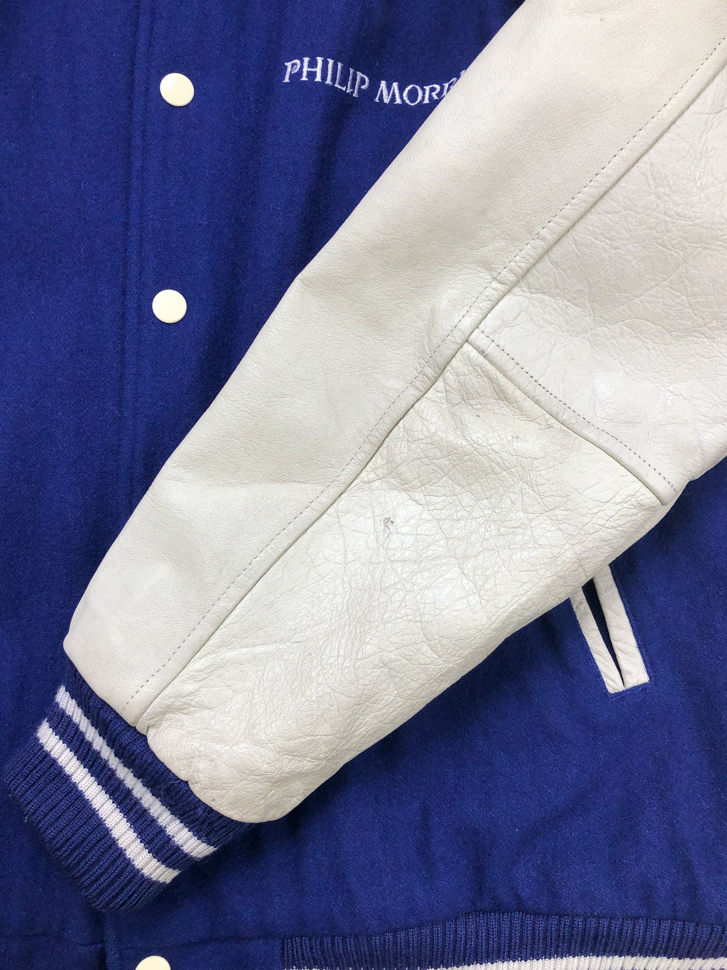 Other Vintage 90s Navy Varsity Jacket Size US M / EU 48-50 / 2 - 6 Thumbnail