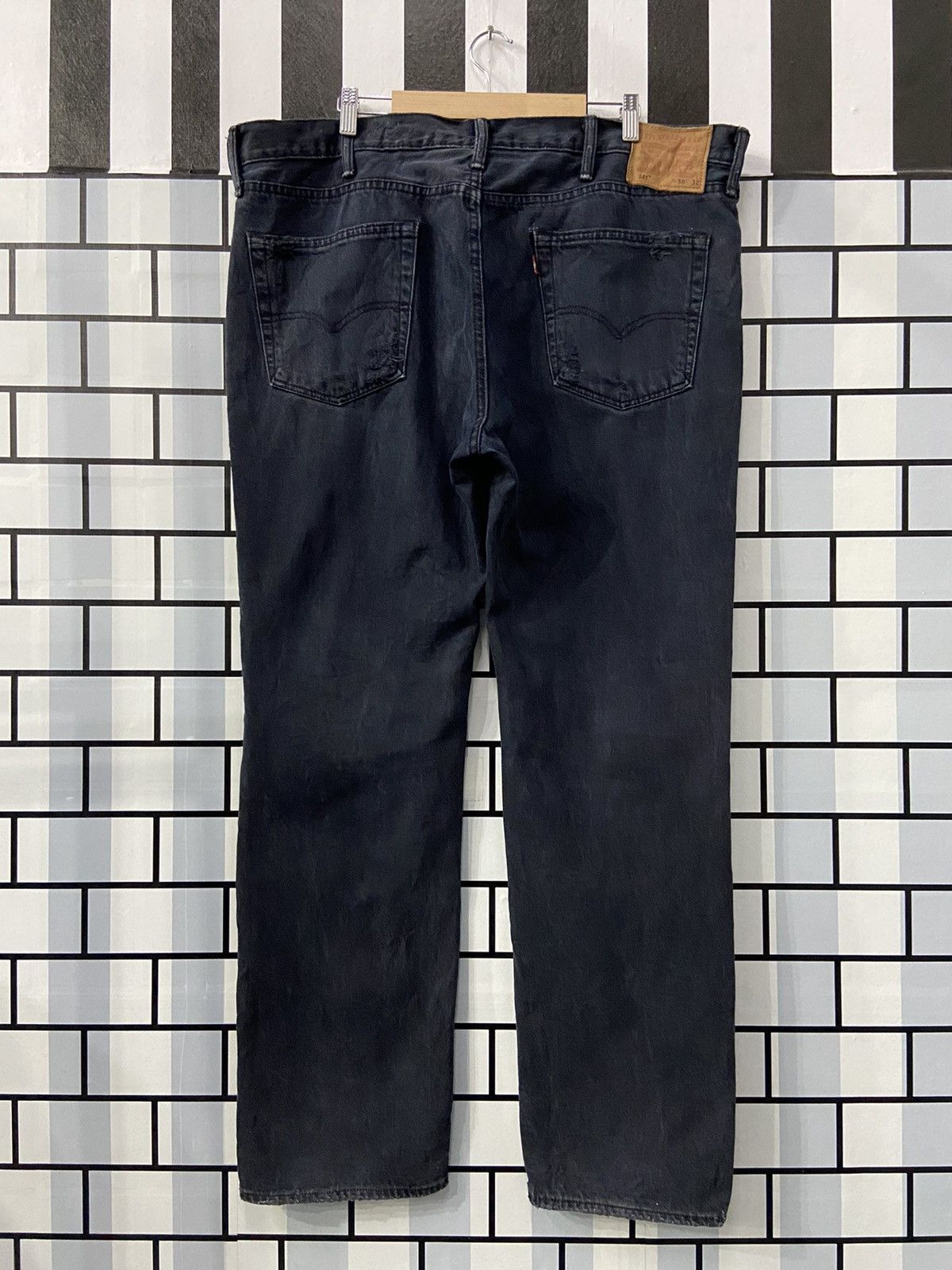 Levi's × Vintage Vintage Levi’s 541 Faded Black Distressed Denim Pants Size US 43 - 2 Thumbnail