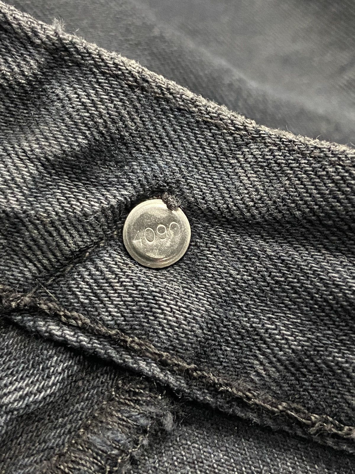 Levi's × Vintage Vintage Levi’s 541 Faded Black Distressed Denim Pants Size US 43 - 21 Thumbnail