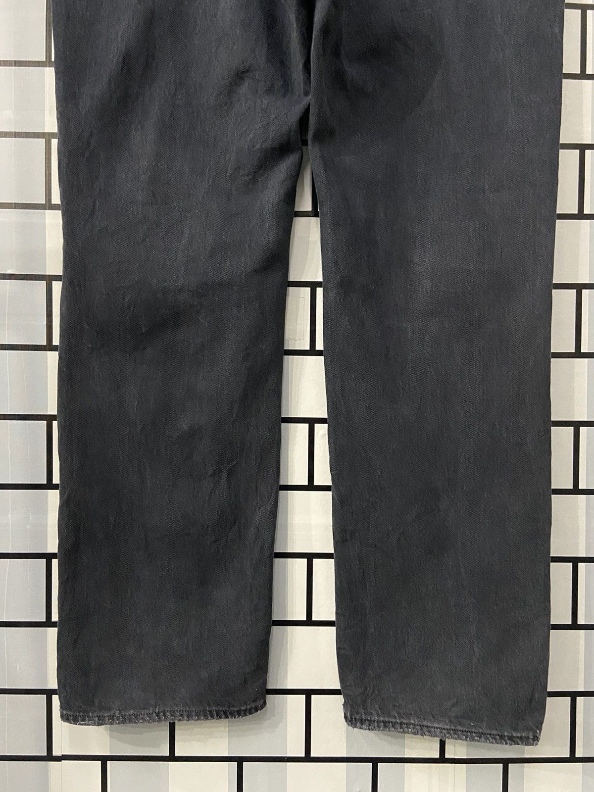 Levi's × Vintage Vintage Levi’s 541 Faded Black Distressed Denim Pants Size US 43 - 13 Thumbnail