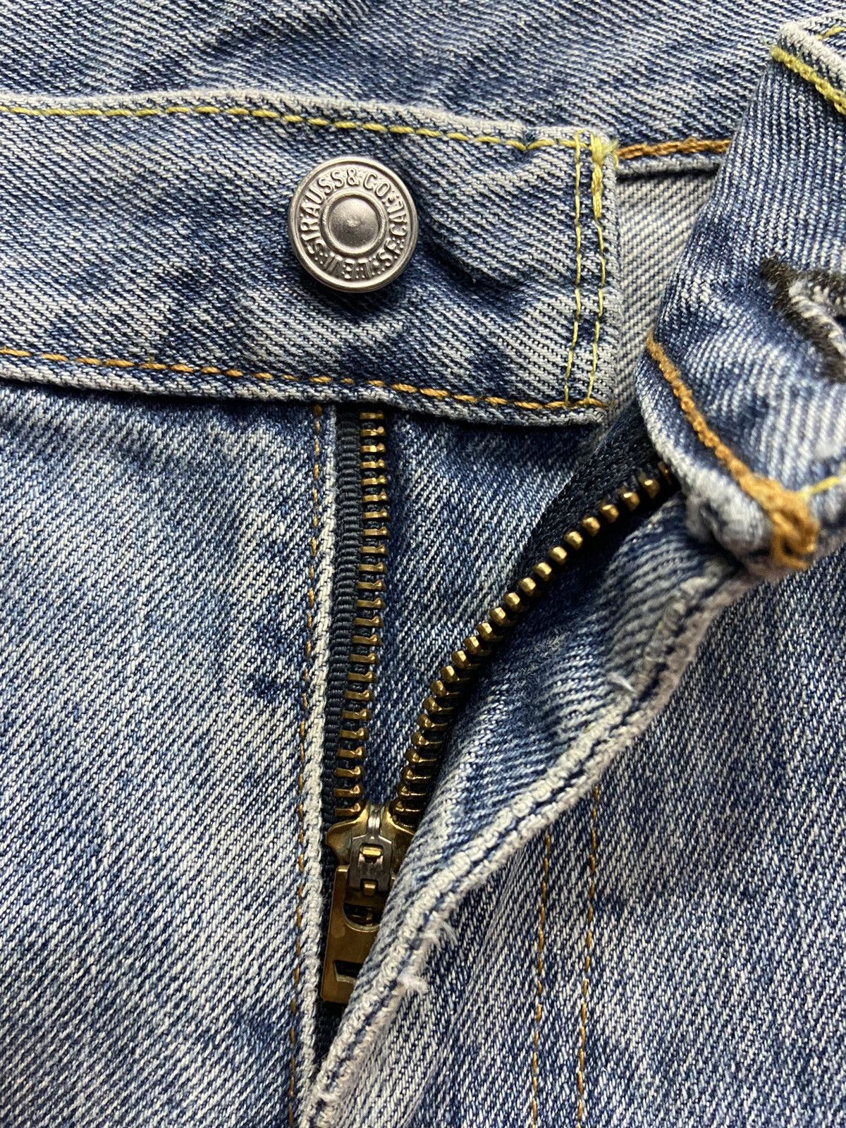Levi's × Vintage Vintage Levi’s 517 Light Wash Bootcut Distressed Denim Pants Size US 36 / EU 52 - 20 Thumbnail