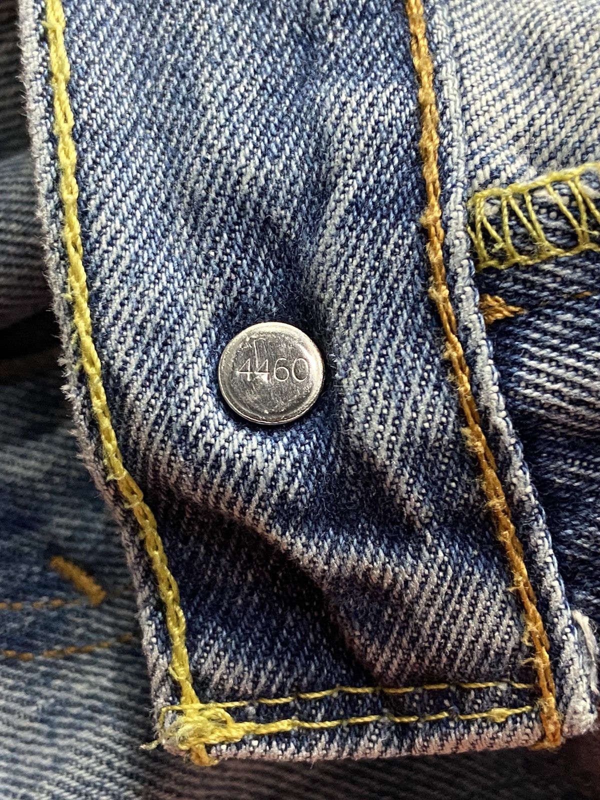 Levi's × Vintage Vintage Levi’s 517 Light Wash Bootcut Distressed Denim Pants Size US 36 / EU 52 - 23 Thumbnail