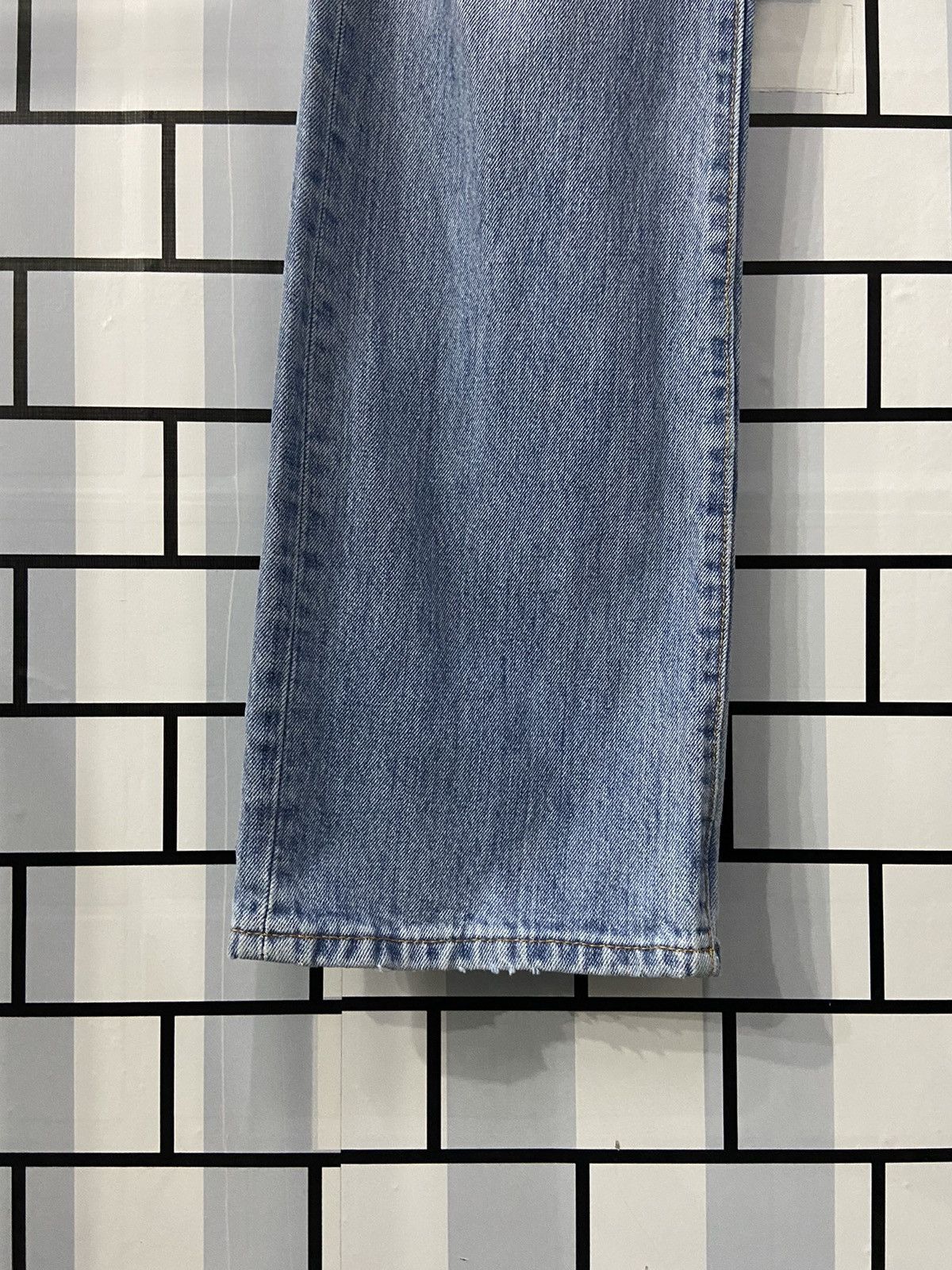 Levi's × Vintage Vintage Levi’s 517 Light Wash Bootcut Distressed Denim Pants Size US 36 / EU 52 - 5 Thumbnail