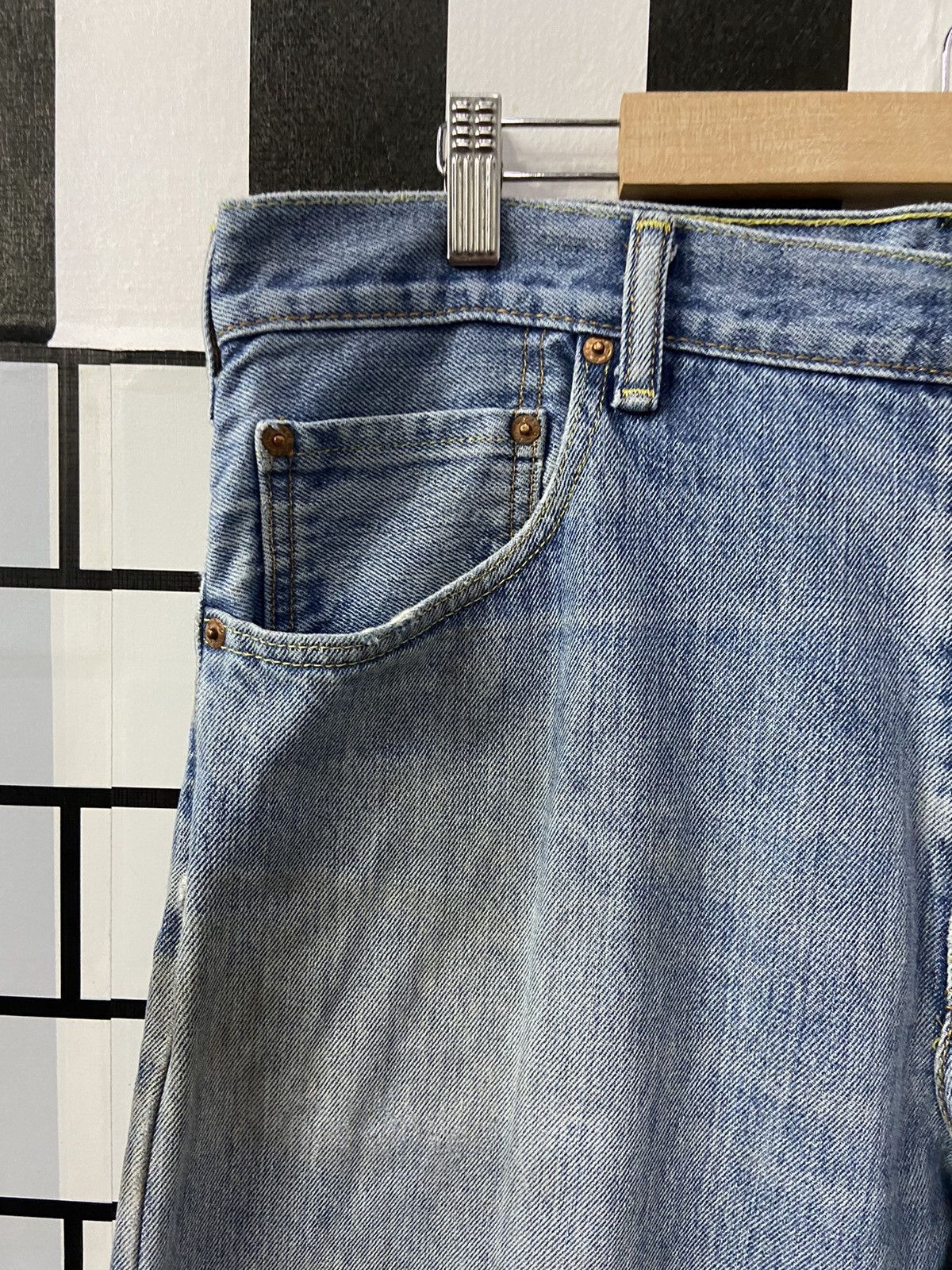 Levi's × Vintage Vintage Levi’s 517 Light Wash Bootcut Distressed Denim Pants Size US 36 / EU 52 - 9 Thumbnail