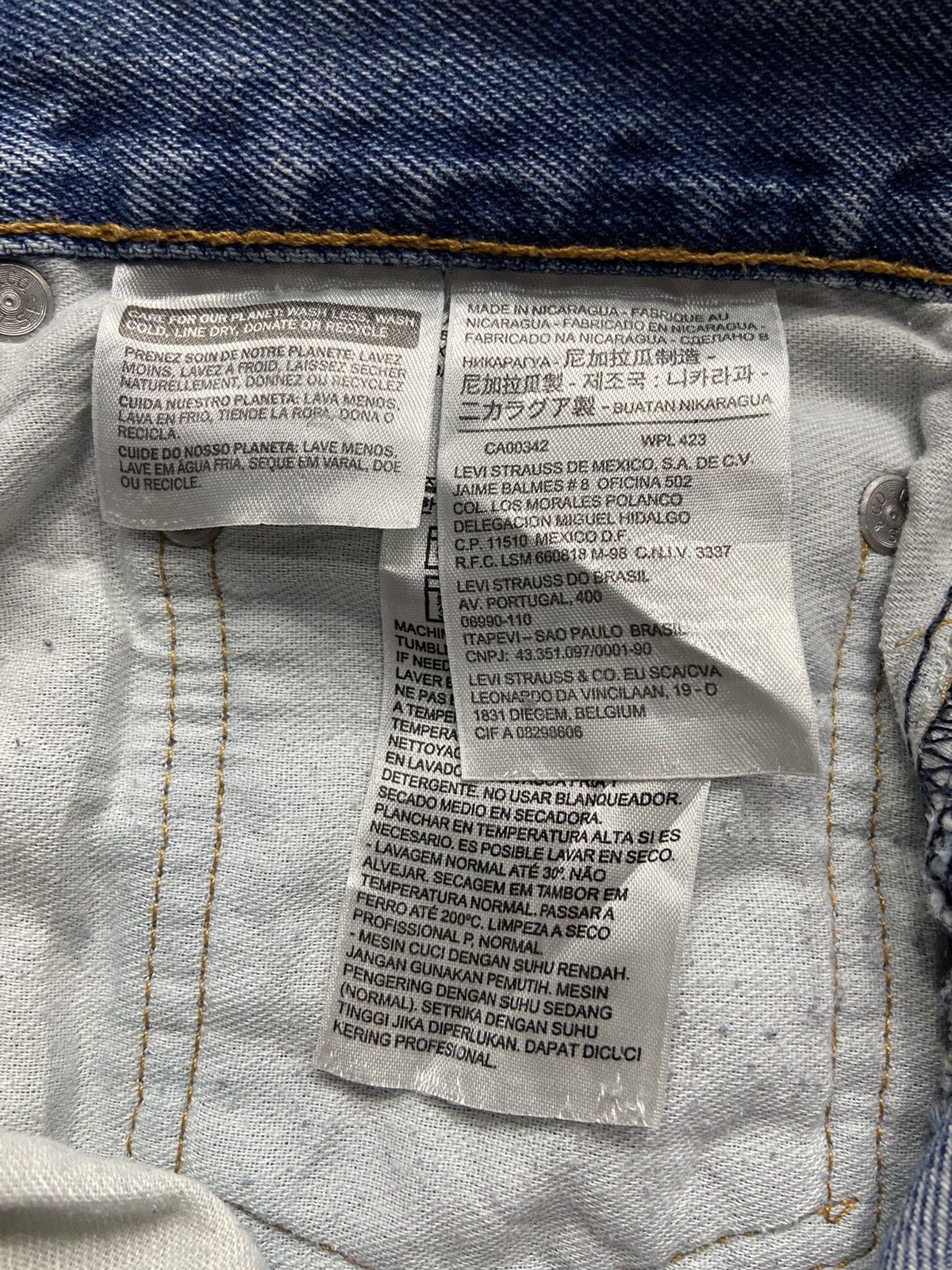 Levi's × Vintage Vintage Levi’s 517 Light Wash Bootcut Distressed Denim Pants Size US 36 / EU 52 - 22 Thumbnail