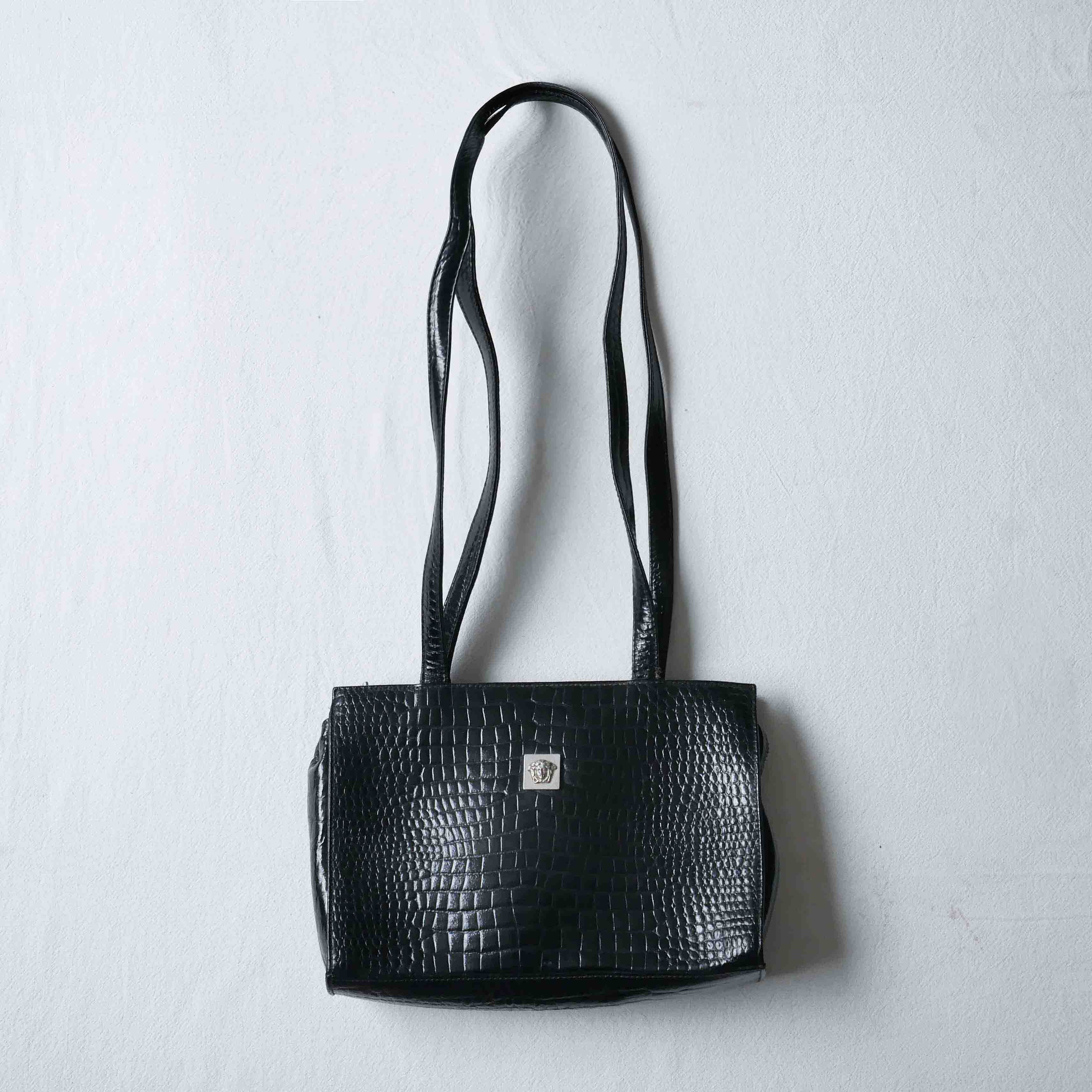 Pre-owned Versace X Vintage Versace Leather Shoulder Bag In Black