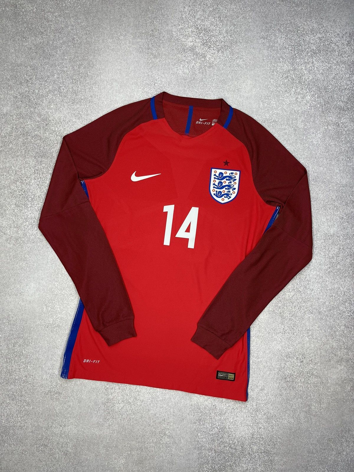 Nike England Henderson 14 2016 Play Jersey Longsleeve Size M