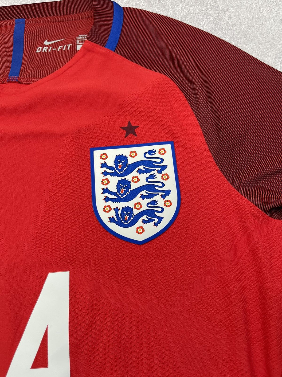 Nike Nike England Henderson 14 2016 Play Jersey Longsleeve Size M Size US M / EU 48-50 / 2 - 6 Thumbnail
