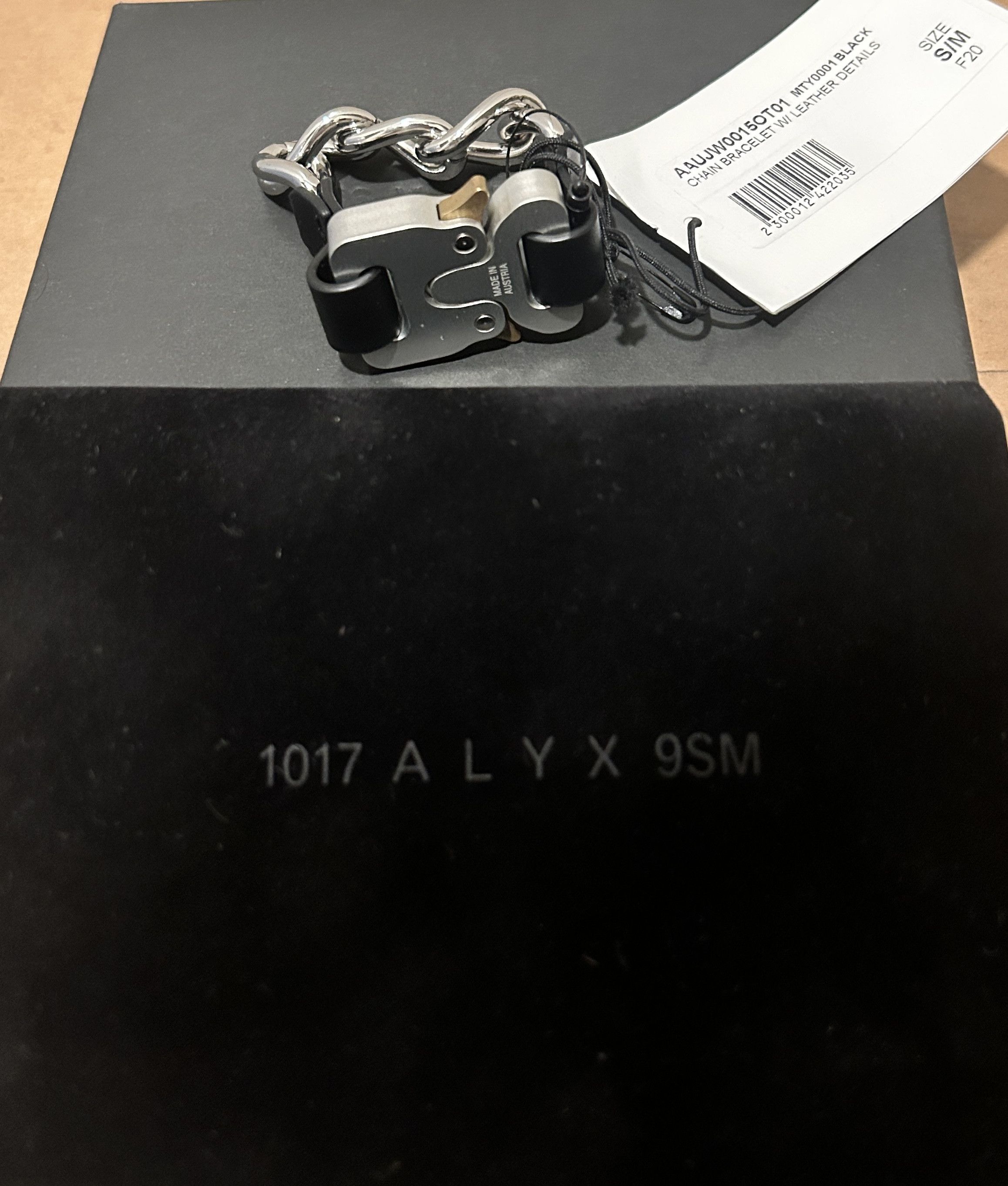 1017 ALYX 9SM Alyx Silver Chain Bracelet Buckle w/ leather