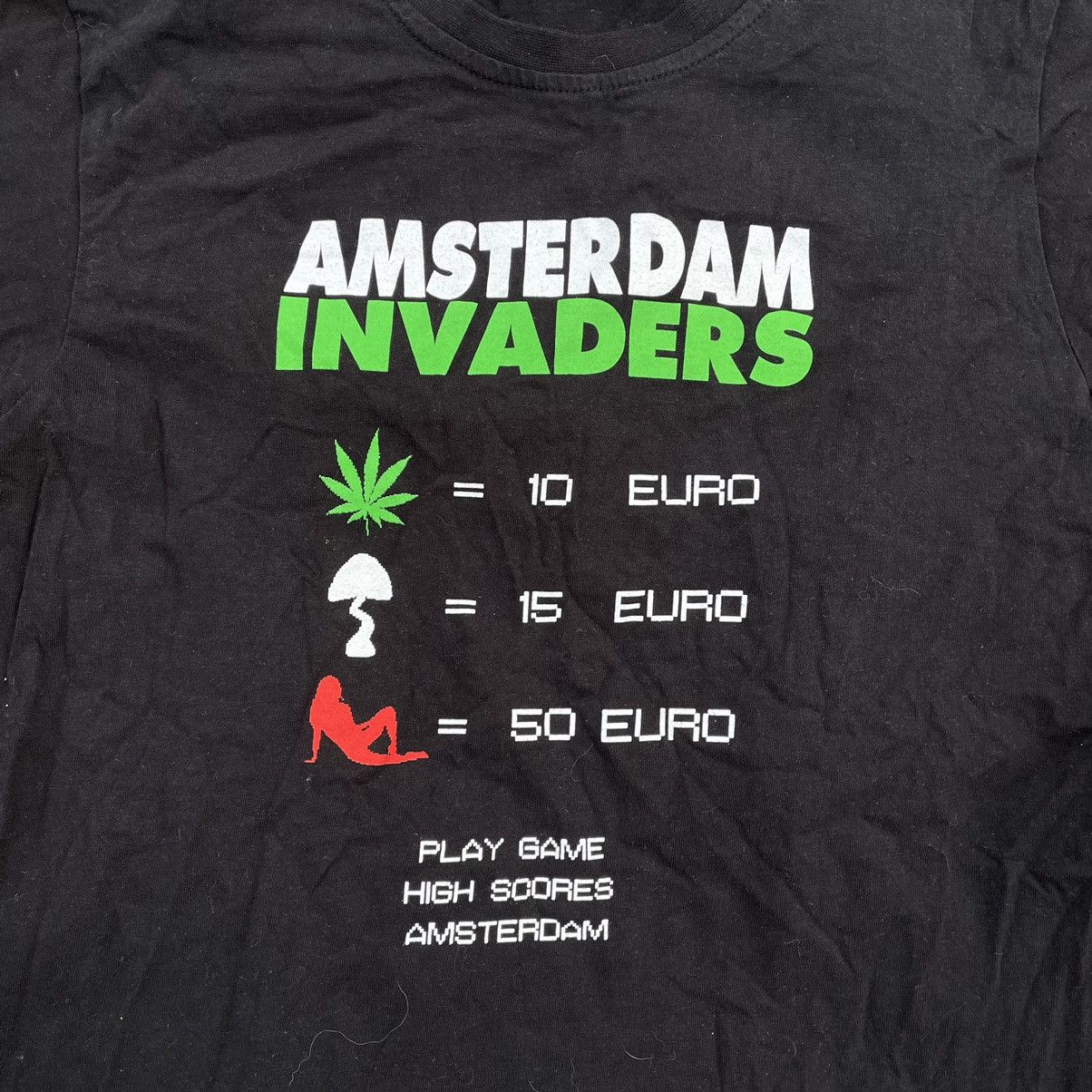 Vintage Vintage Y2K Amsterdam Invaders Graphic Tee Streetwear Boxy M Size US M / EU 48-50 / 2 - 4 Thumbnail