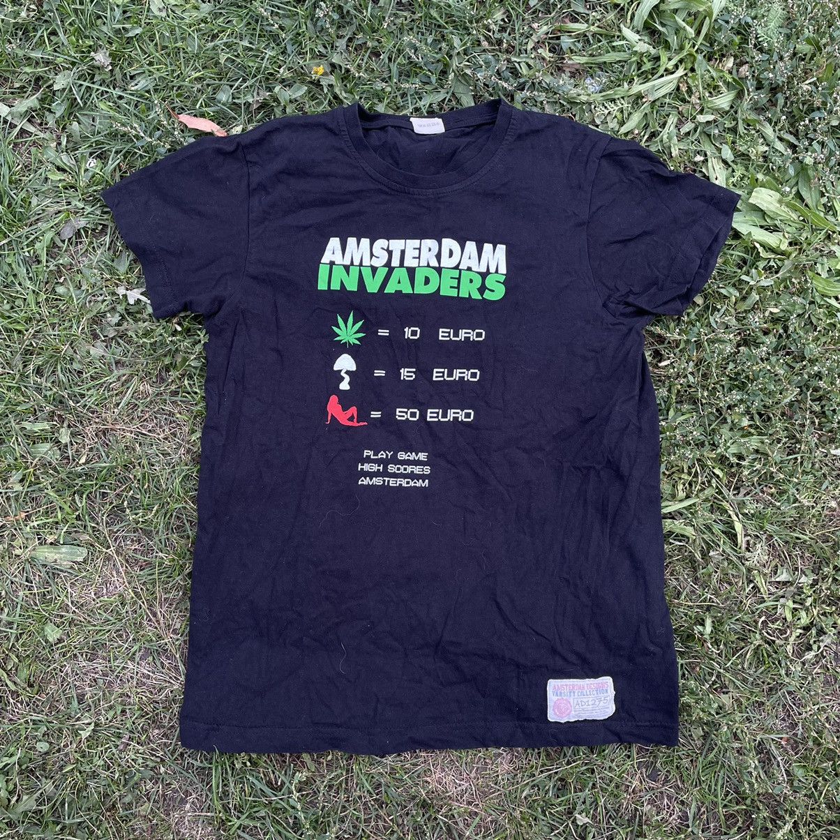 Vintage Vintage Y2K Amsterdam Invaders Graphic Tee Streetwear Boxy M Size US M / EU 48-50 / 2 - 1 Thumbnail