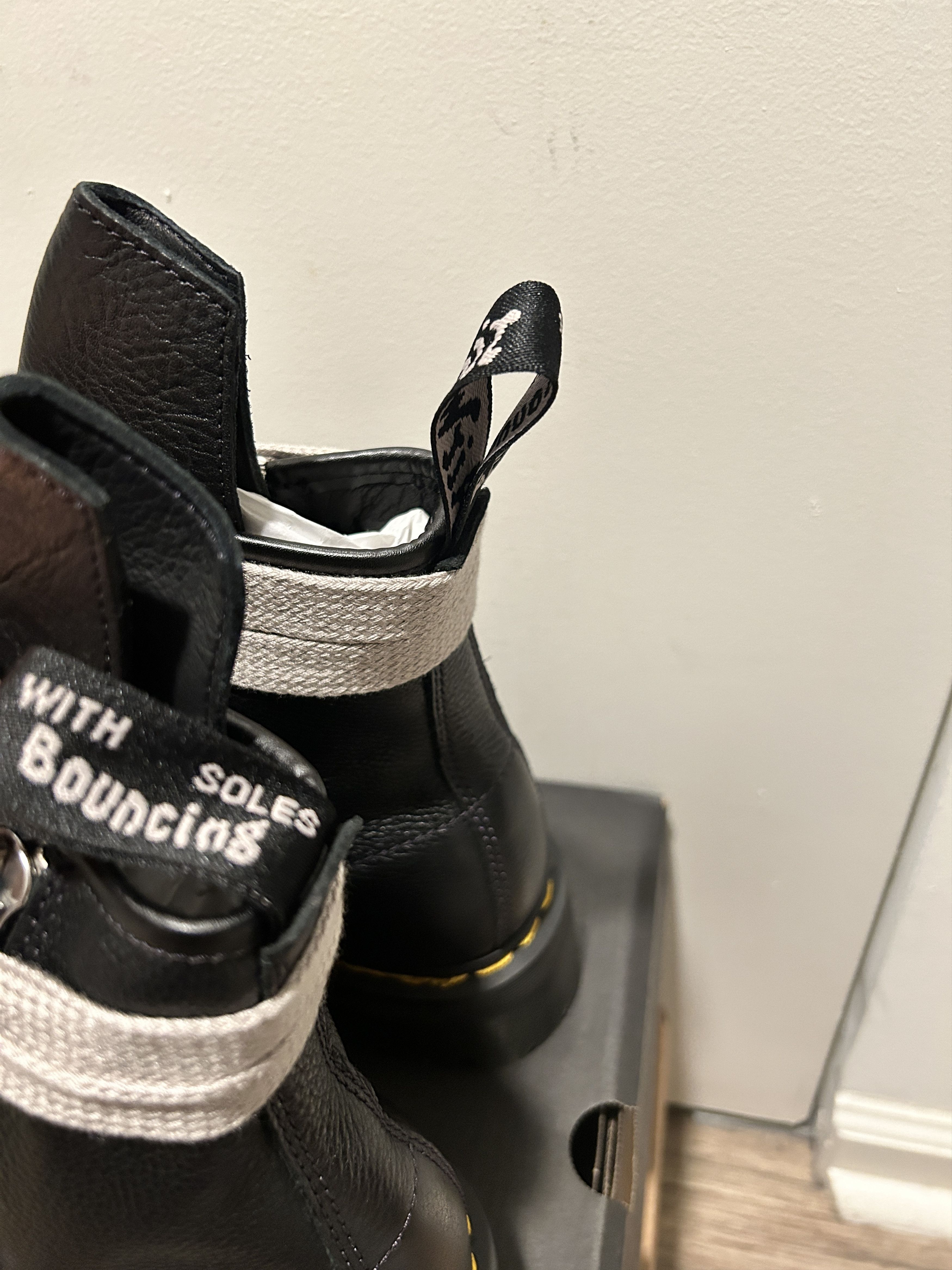 Dr. Martens × Rick Owens Rick Owens X Dr Martens 1460 Quad RO Size US 9 / EU 42 - 6 Thumbnail