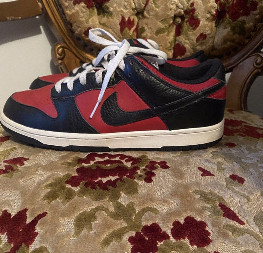 Vintage Dunk Low Premium Varsity red Size US 10 / EU 43 - 2 Thumbnail