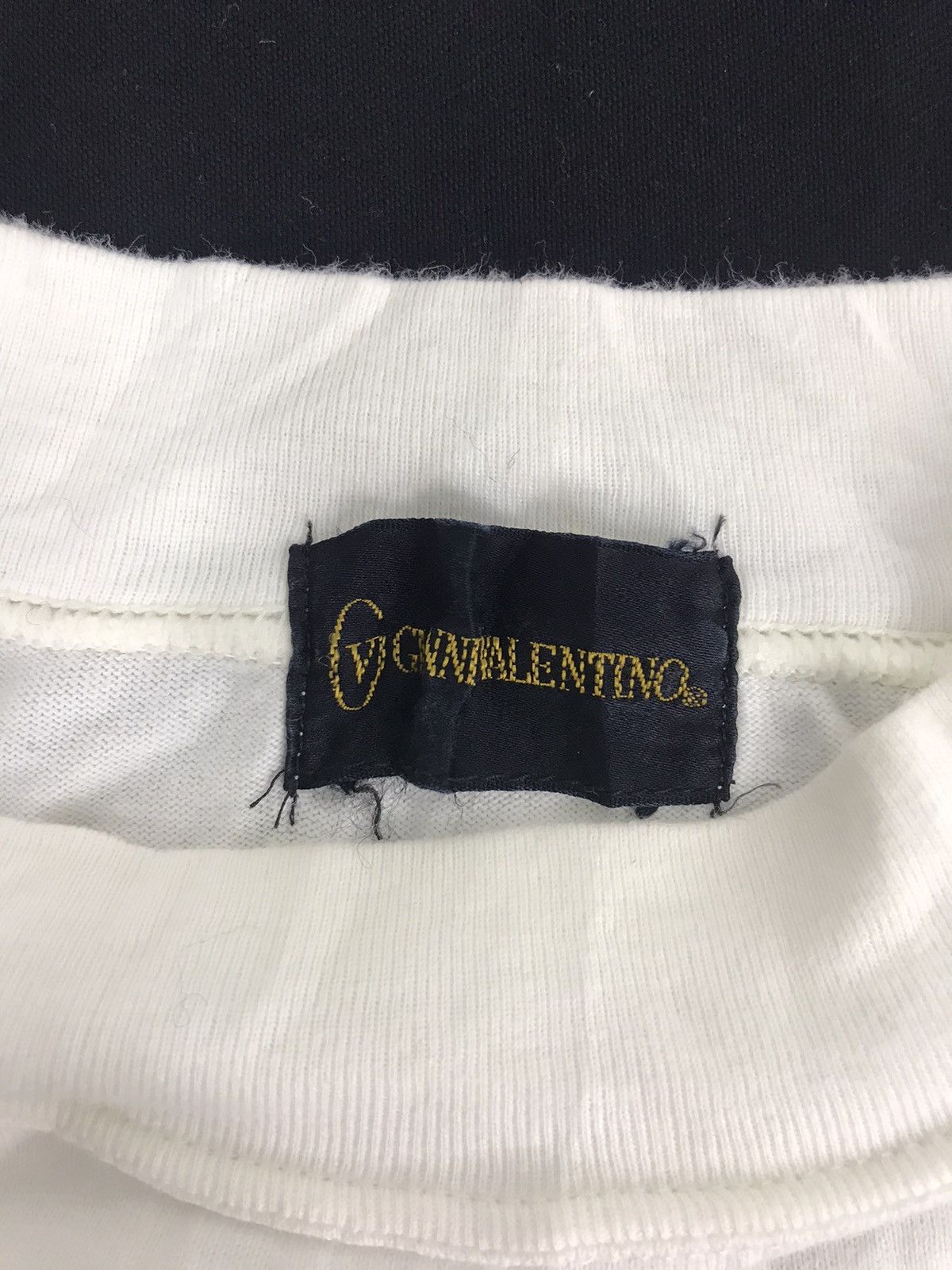 Valentino Gianni Valentino Embroidery Logo Spell Out Nice Design Size US S / EU 44-46 / 1 - 4 Thumbnail