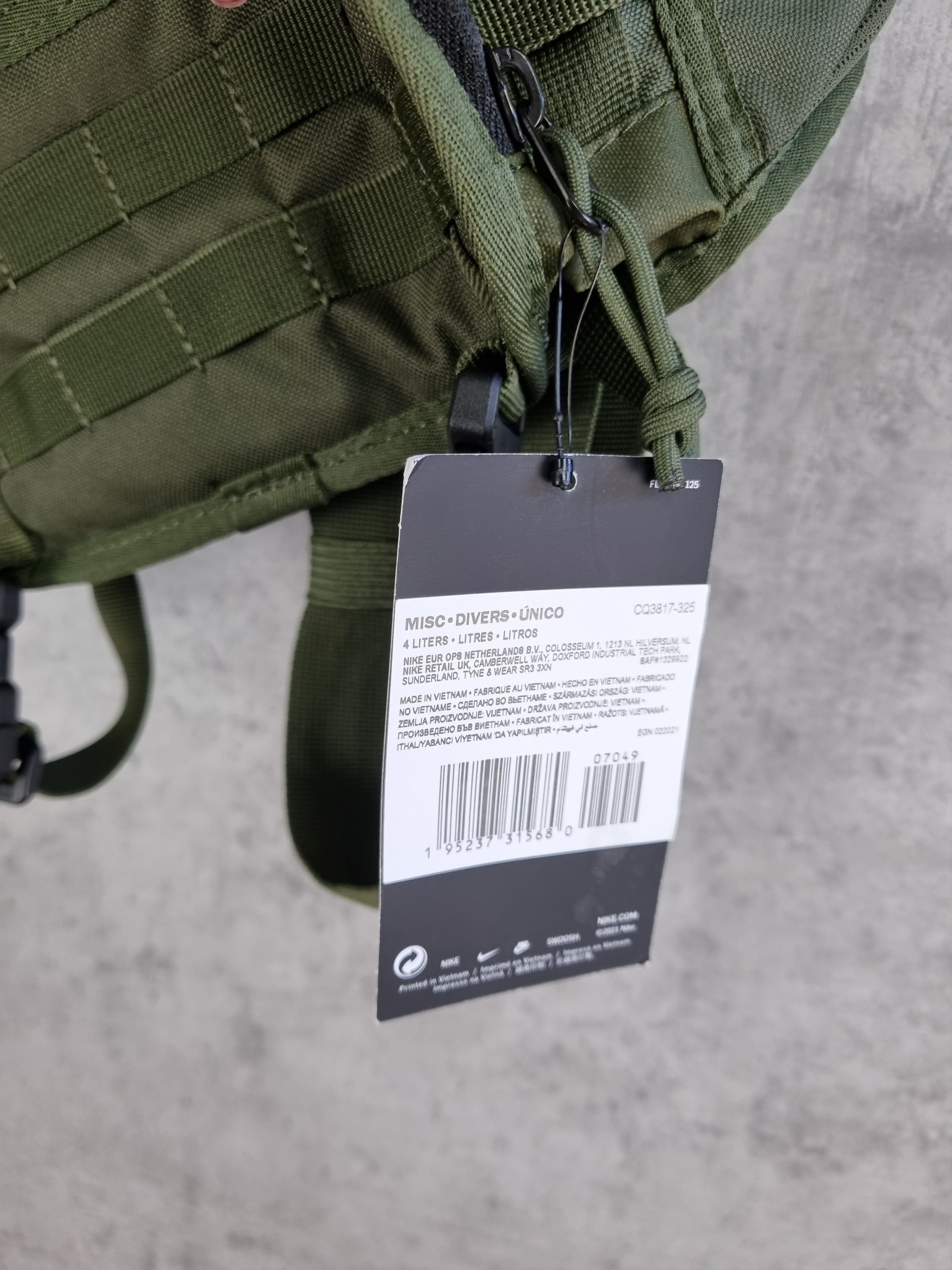Japanese Brand × Nike New Nike Lab Chest Waist Bag Size ONE SIZE - 19 Thumbnail