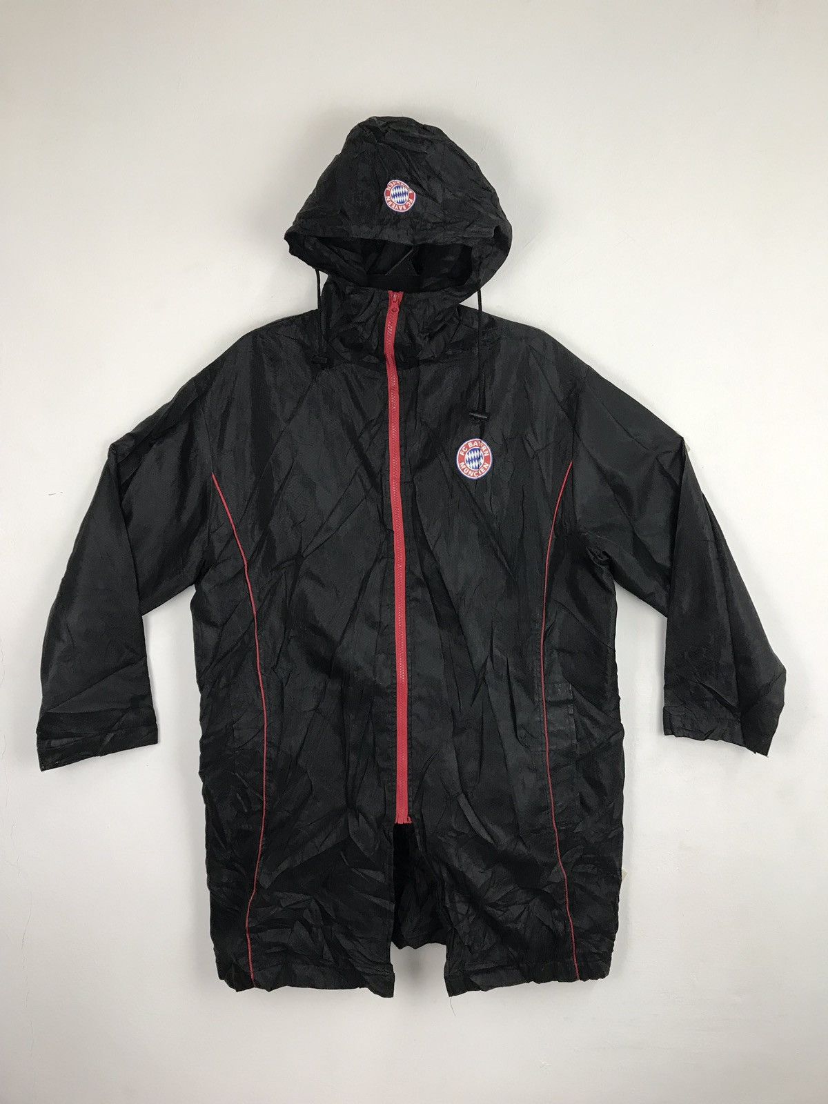 Japanese Brand Fc Bayern Munchen Parkas Windbreaker Hiking Jacket Size L / US 10 / IT 46 - 3 Thumbnail