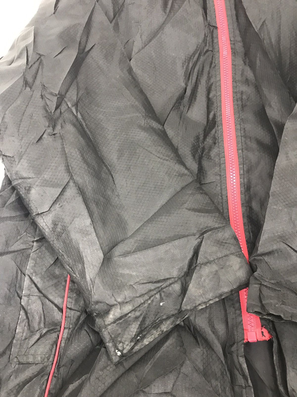Japanese Brand Fc Bayern Munchen Parkas Windbreaker Hiking Jacket Size L / US 10 / IT 46 - 13 Thumbnail