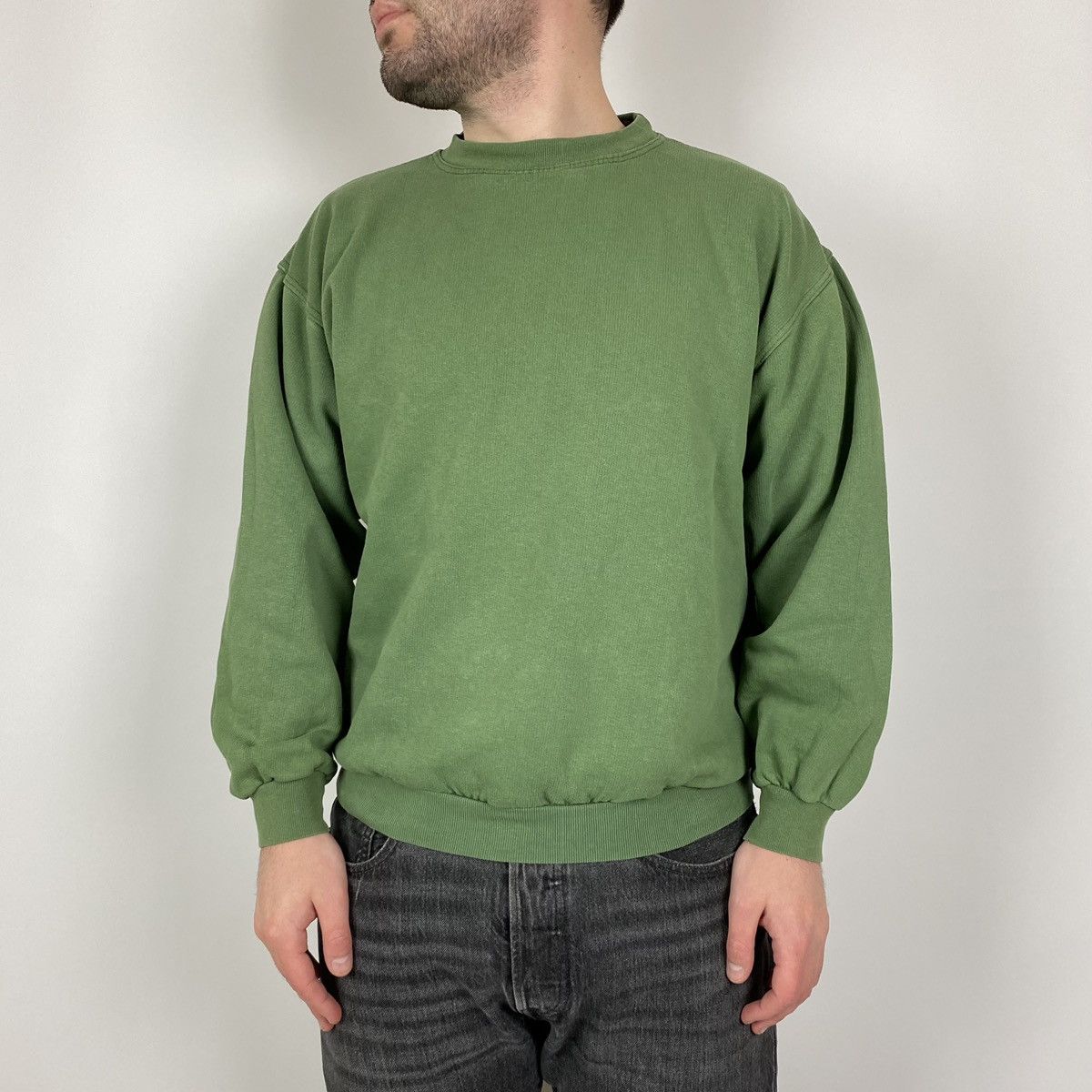 Vintage 1990’s Vintage Green Blank Boxy Sweatshirt Size US S / EU 44-46 / 1 - 1 Thumbnail