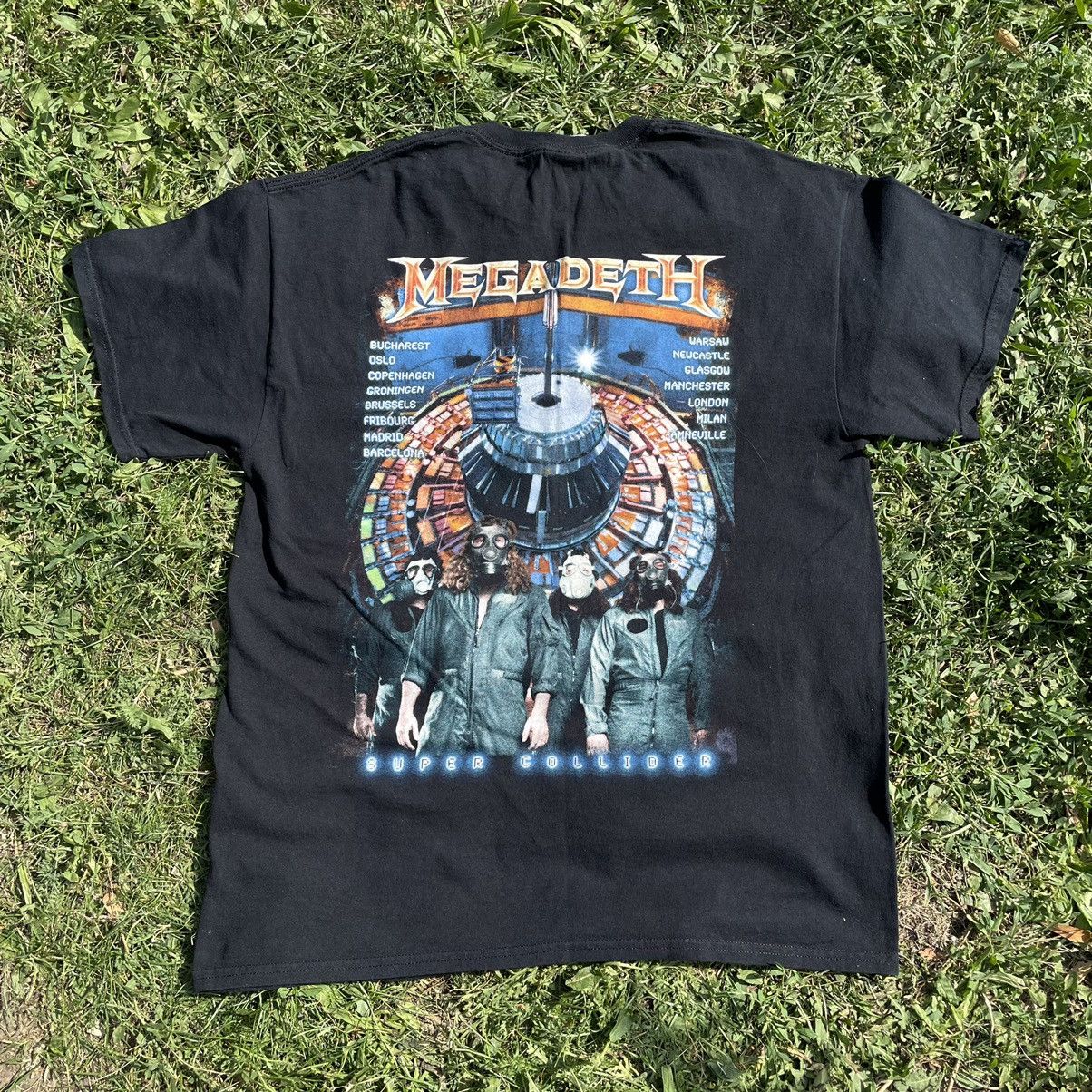 Vintage Vintage Y2K Megadeth Graphic Tee Band Punk Streetwear Boxy L Size US L / EU 52-54 / 3 - 5 Thumbnail