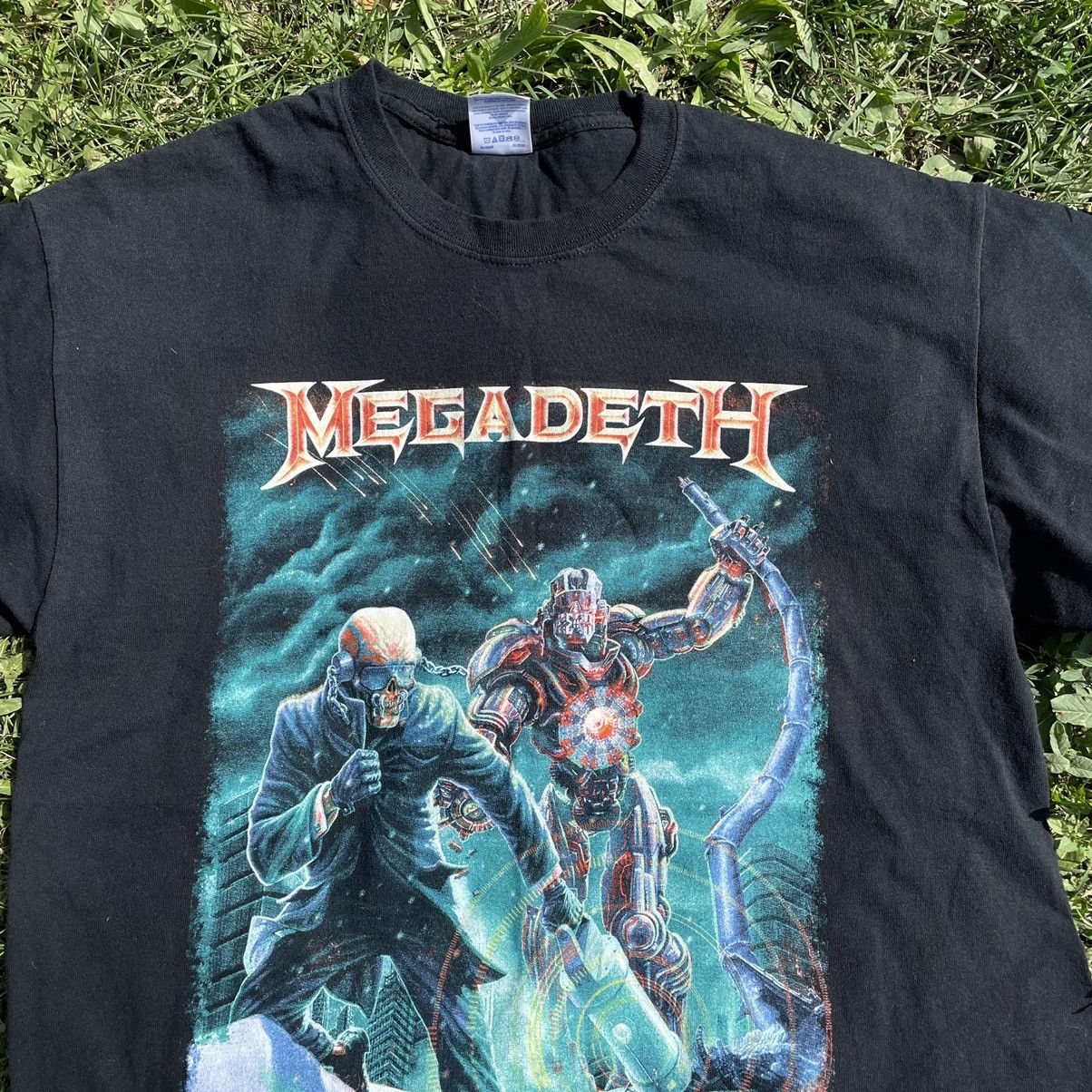 Vintage Vintage Y2K Megadeth Graphic Tee Band Punk Streetwear Boxy L Size US L / EU 52-54 / 3 - 4 Thumbnail