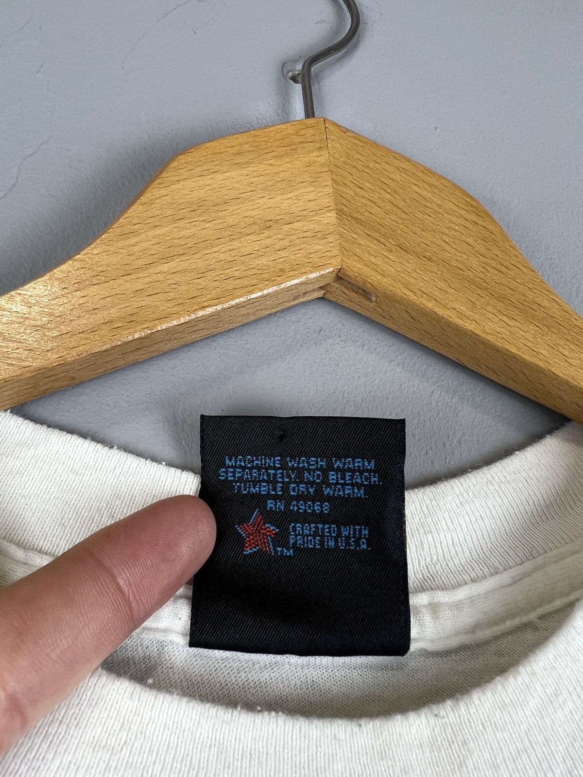 Vintage Vtg Box Top Thule Grenland 1990 tee War flyer from Canada Size US XL / EU 56 / 4 - 9 Thumbnail